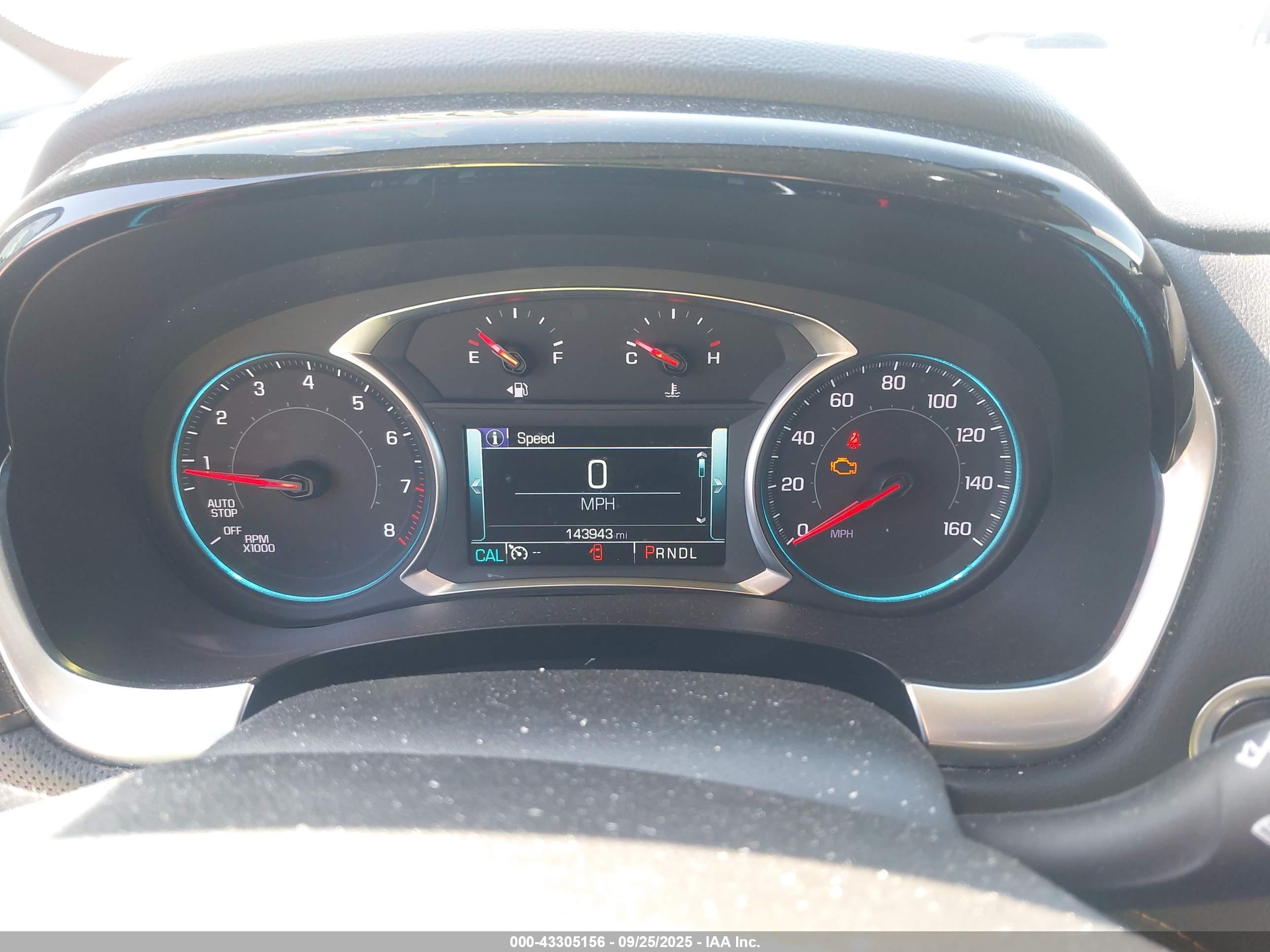CHEVROLET TRAVERSE image 7