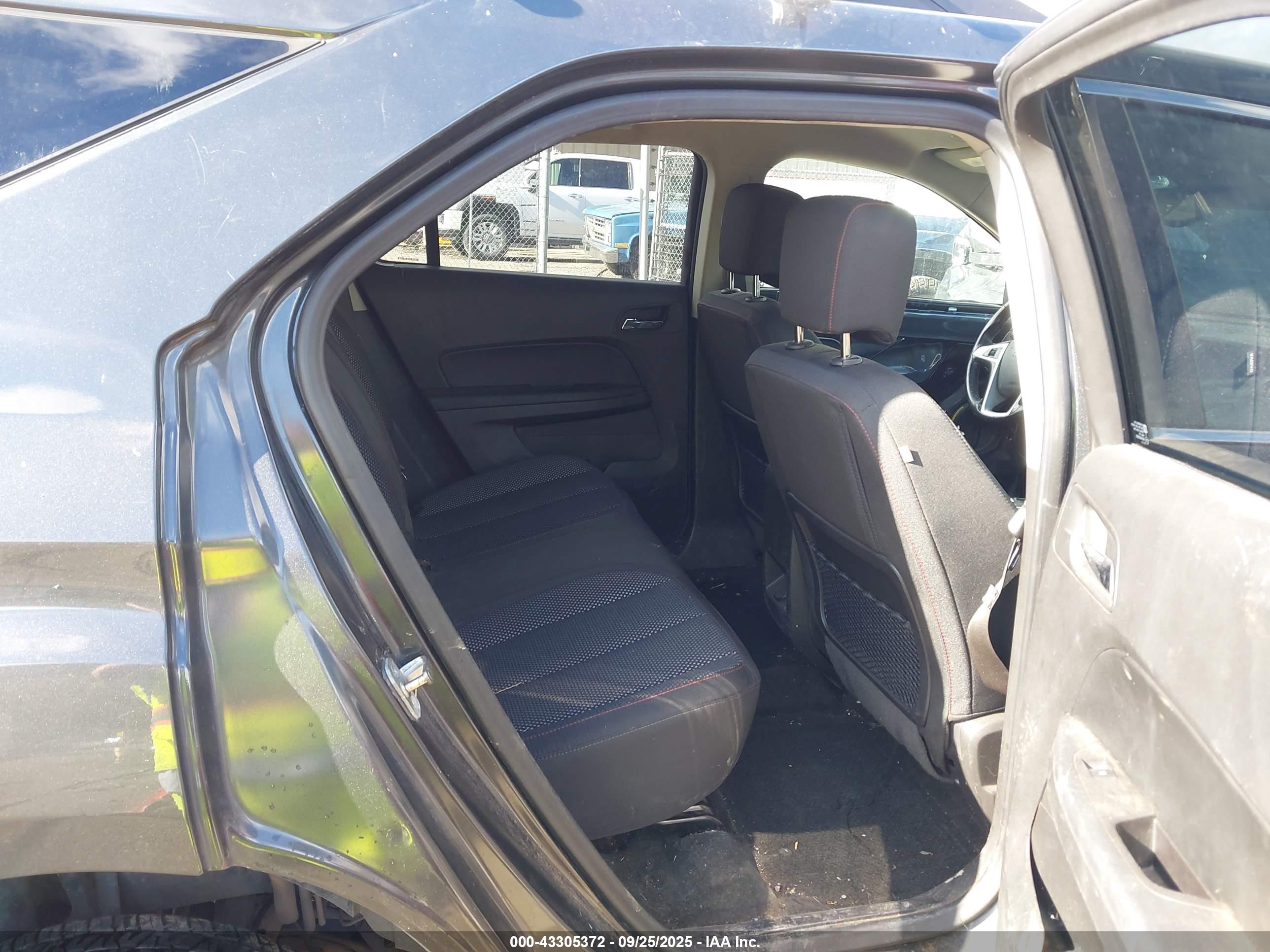 CHEVROLET EQUINOX image 8