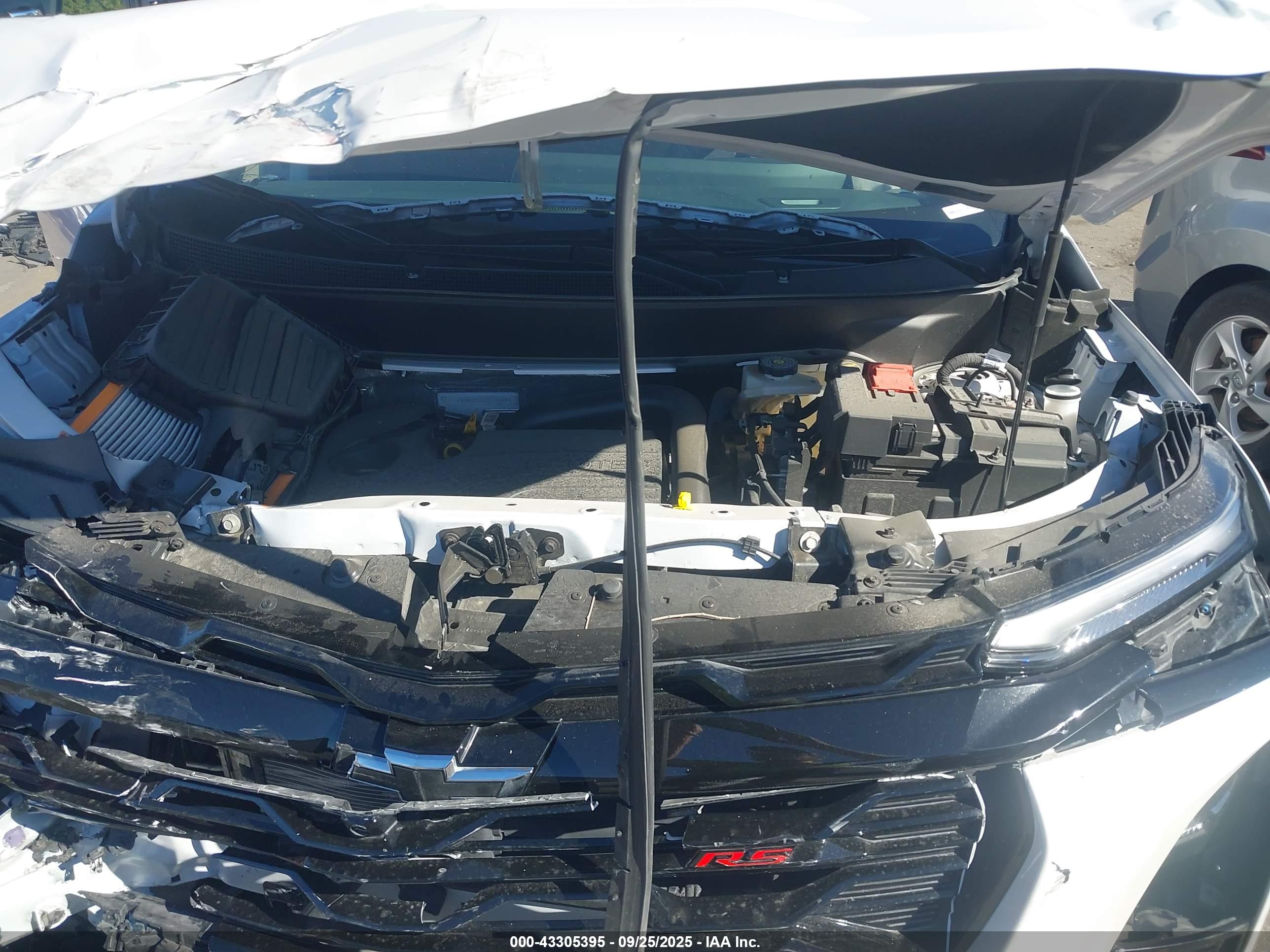 CHEVROLET EQUINOX image 10