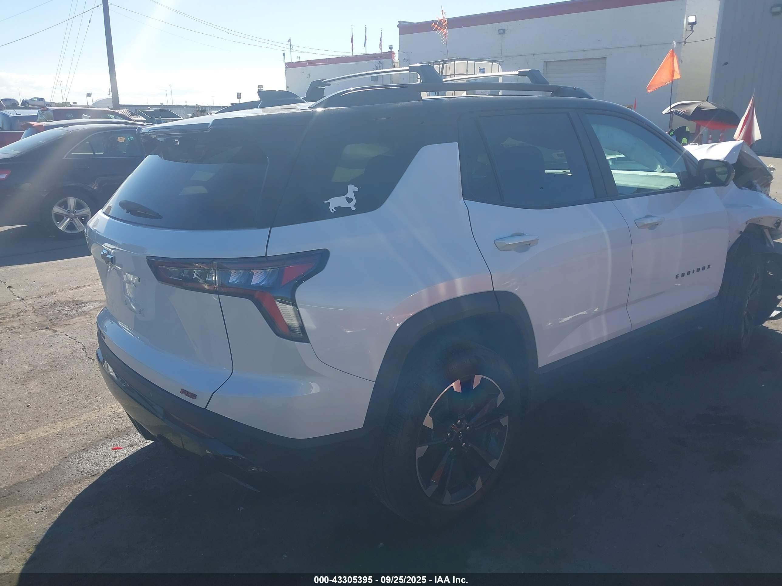 CHEVROLET EQUINOX image 4