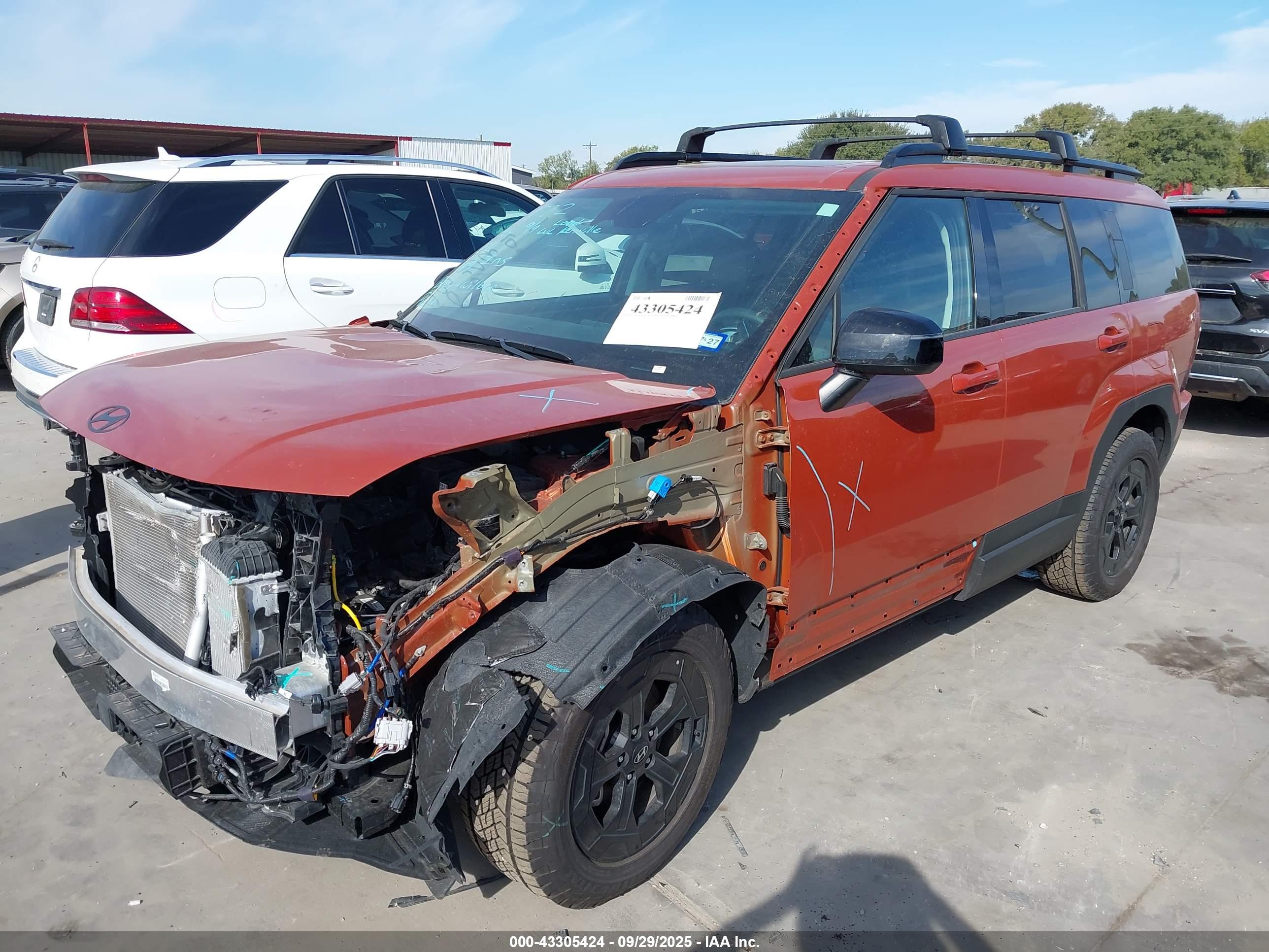 HYUNDAI SANTA image 2