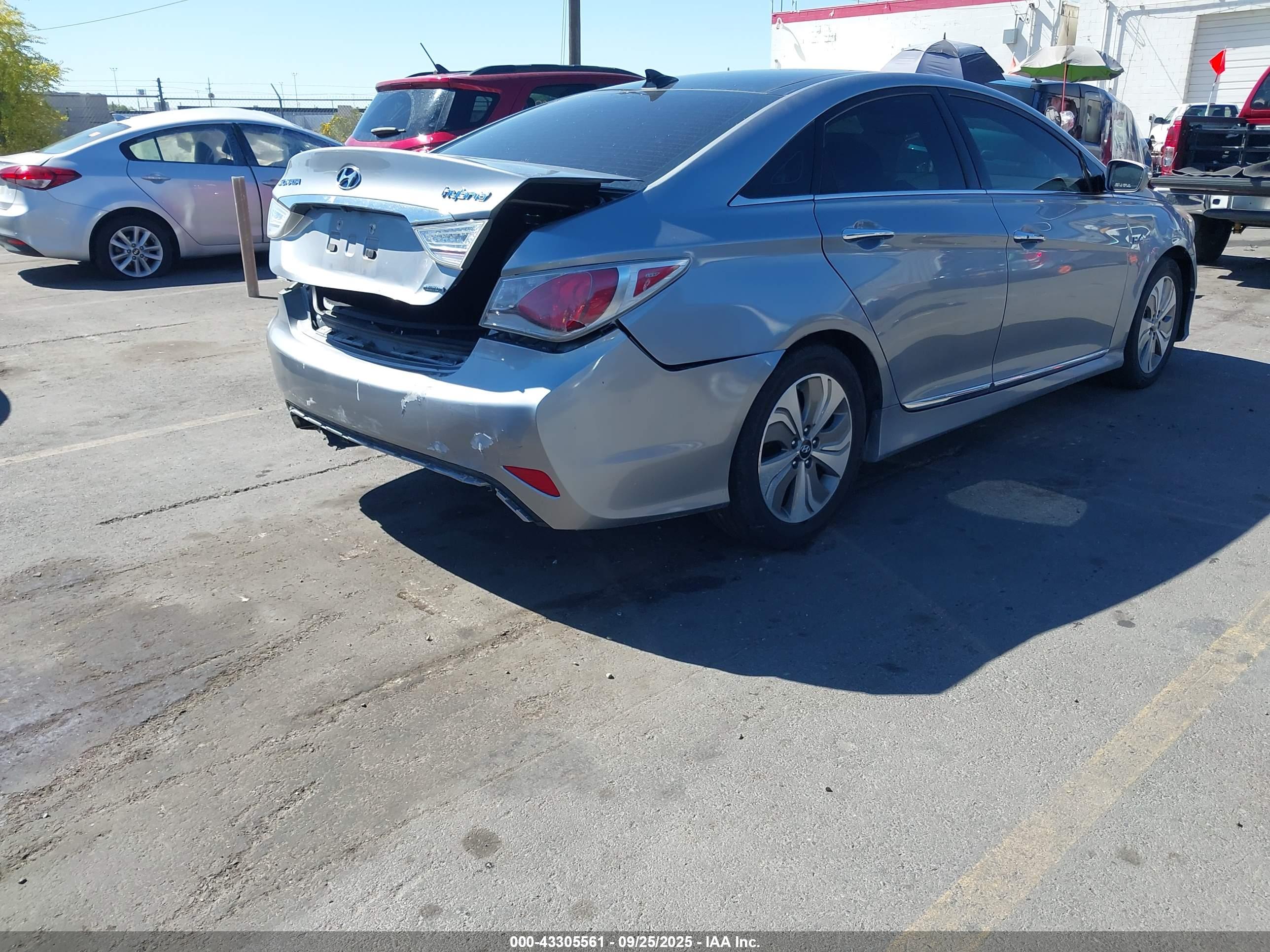 HYUNDAI SONATA image 4