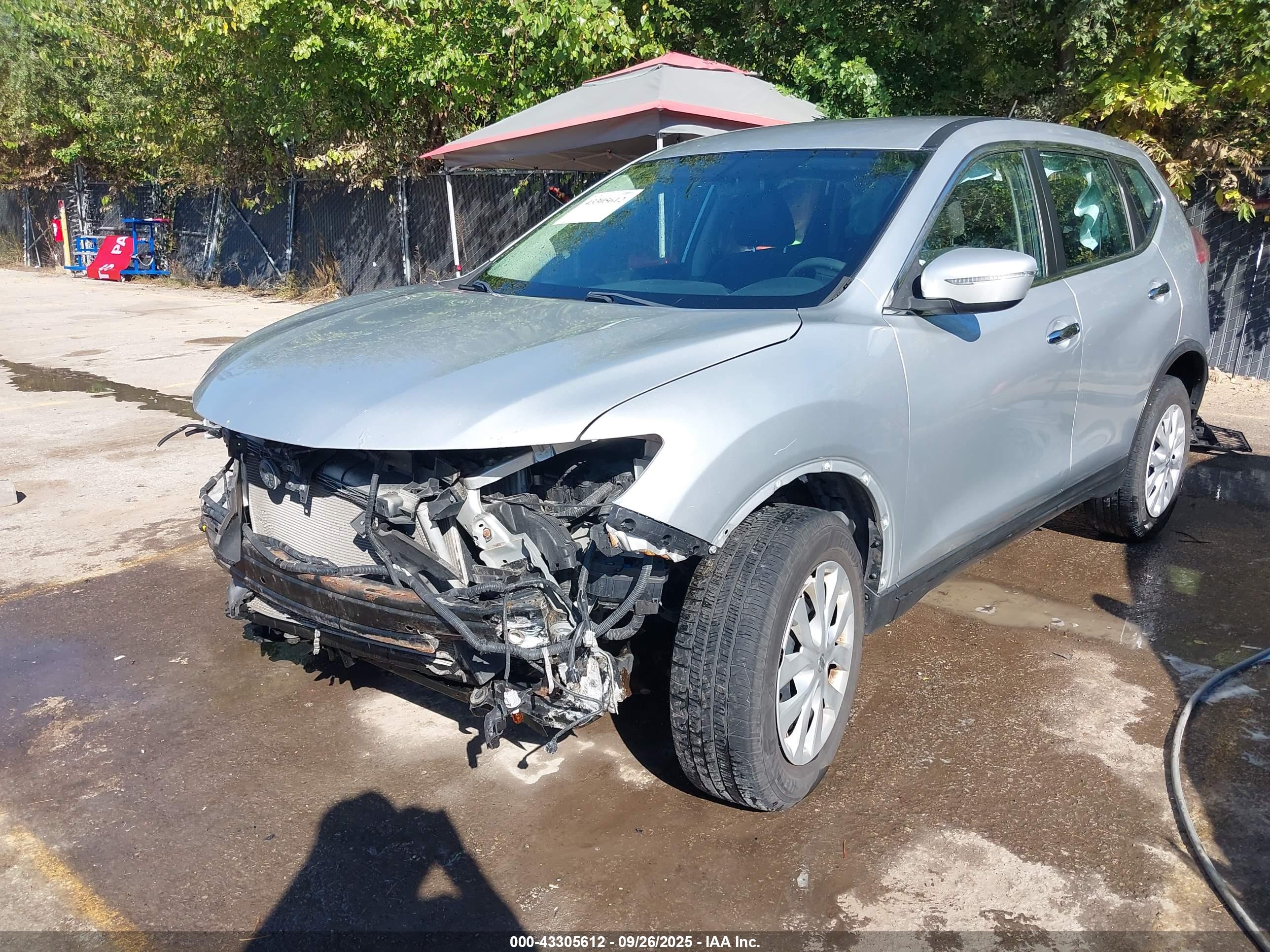 NISSAN ROGUE image 2