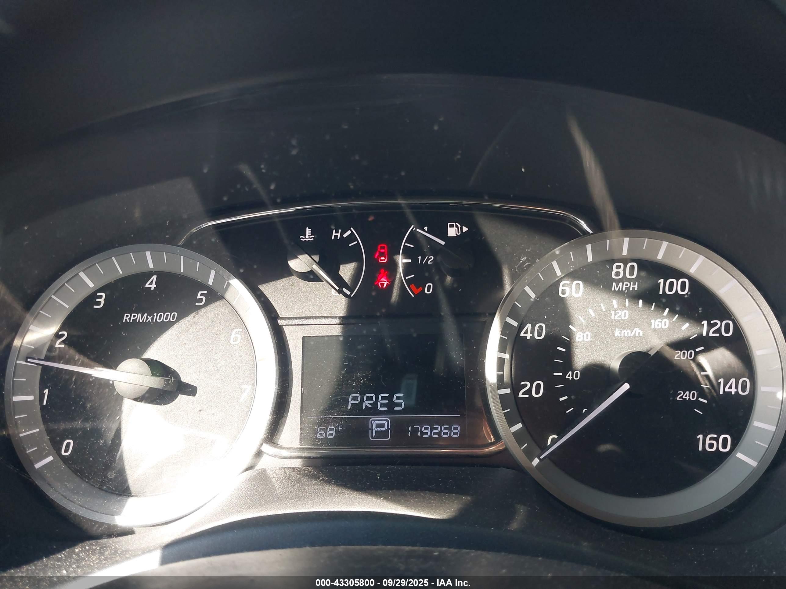 NISSAN SENTRA image 7