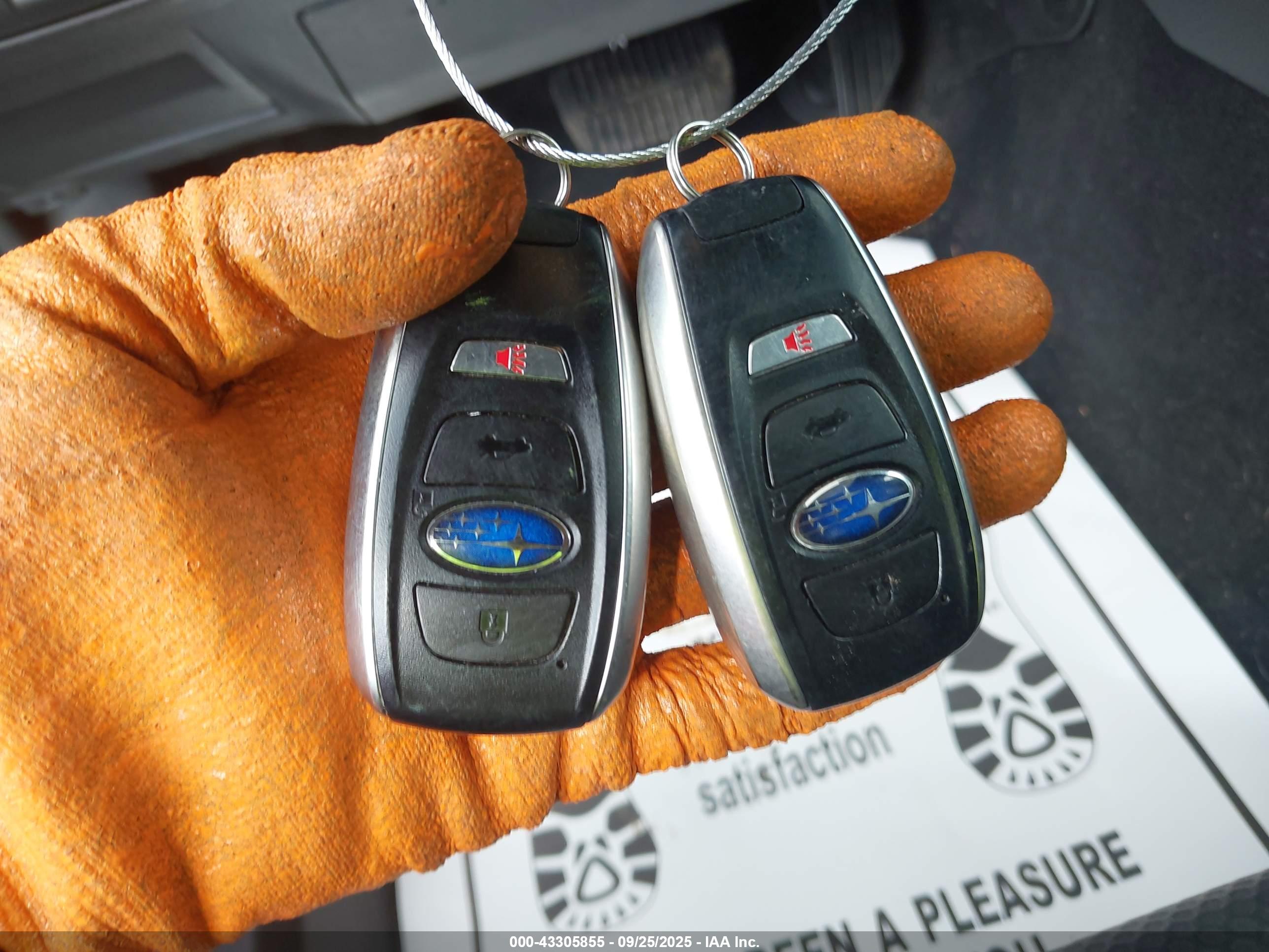 SUBARU OUTBACK image 11