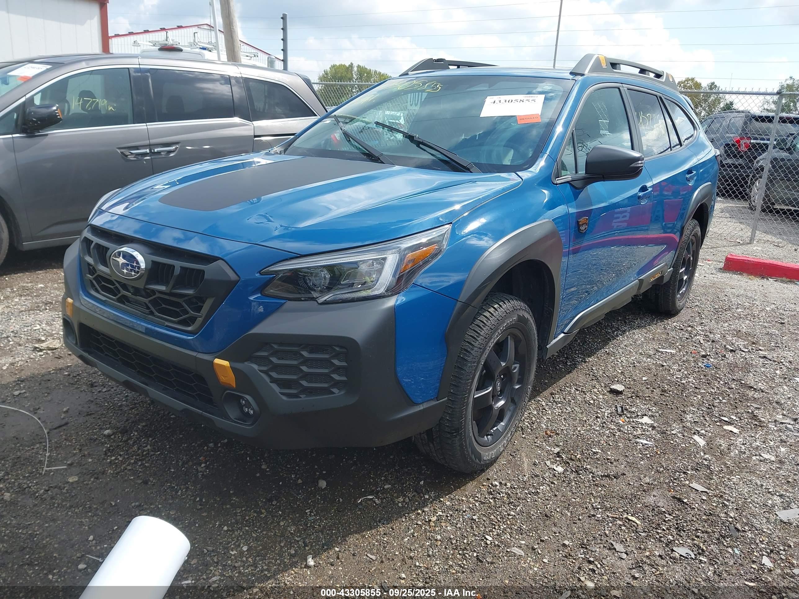 SUBARU OUTBACK image 2