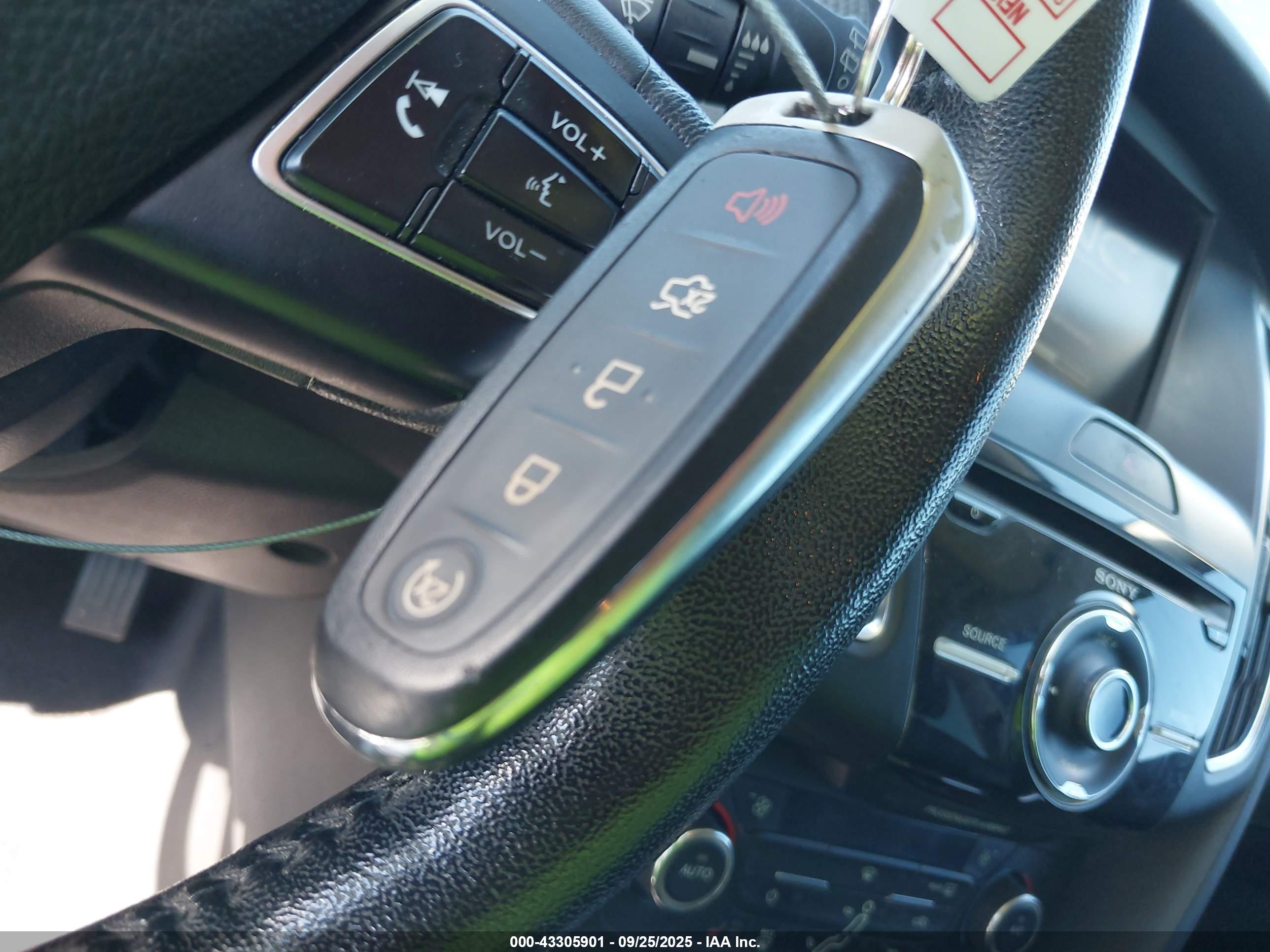 FORD FOCUS image 11