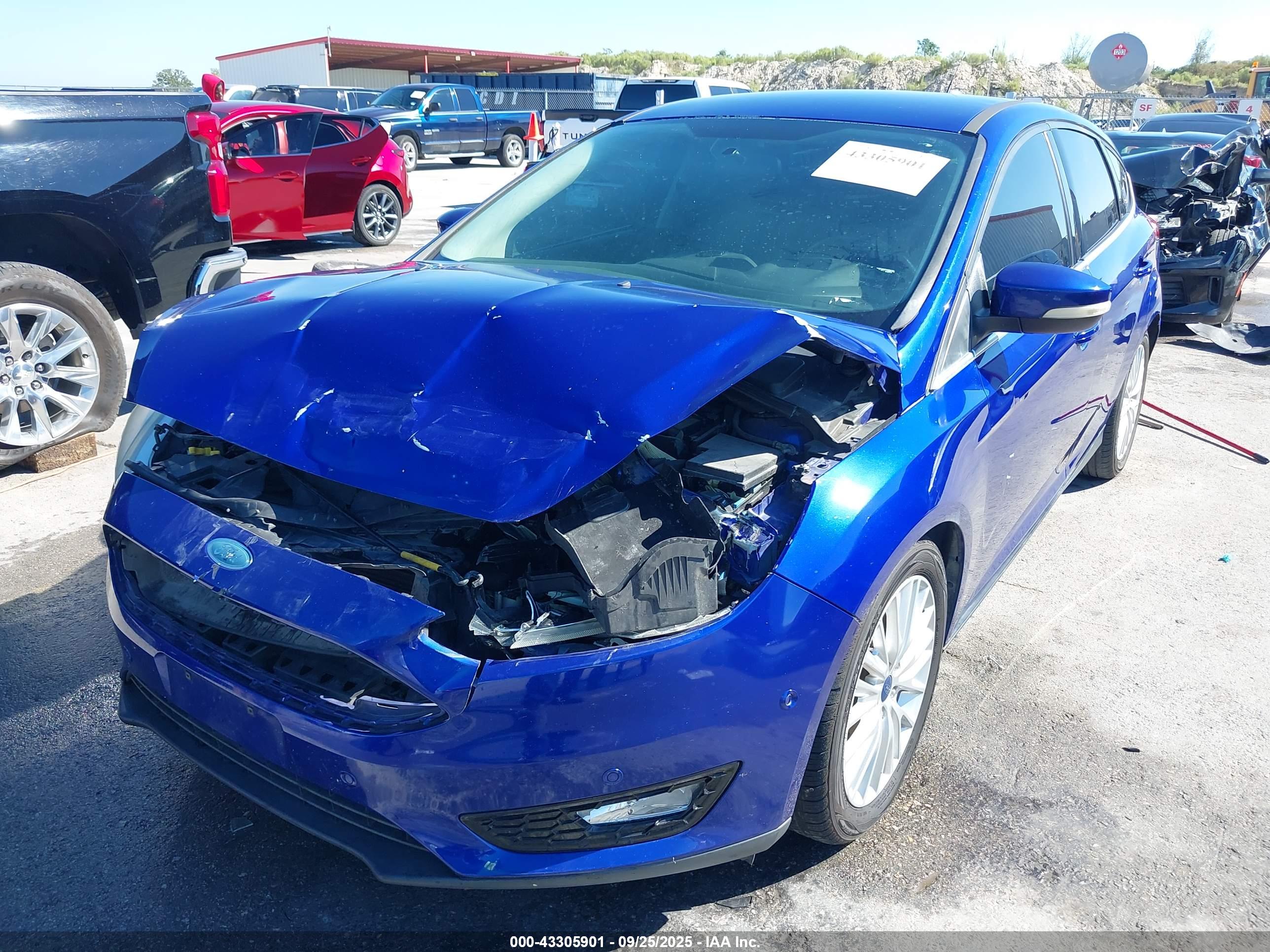FORD FOCUS image 6