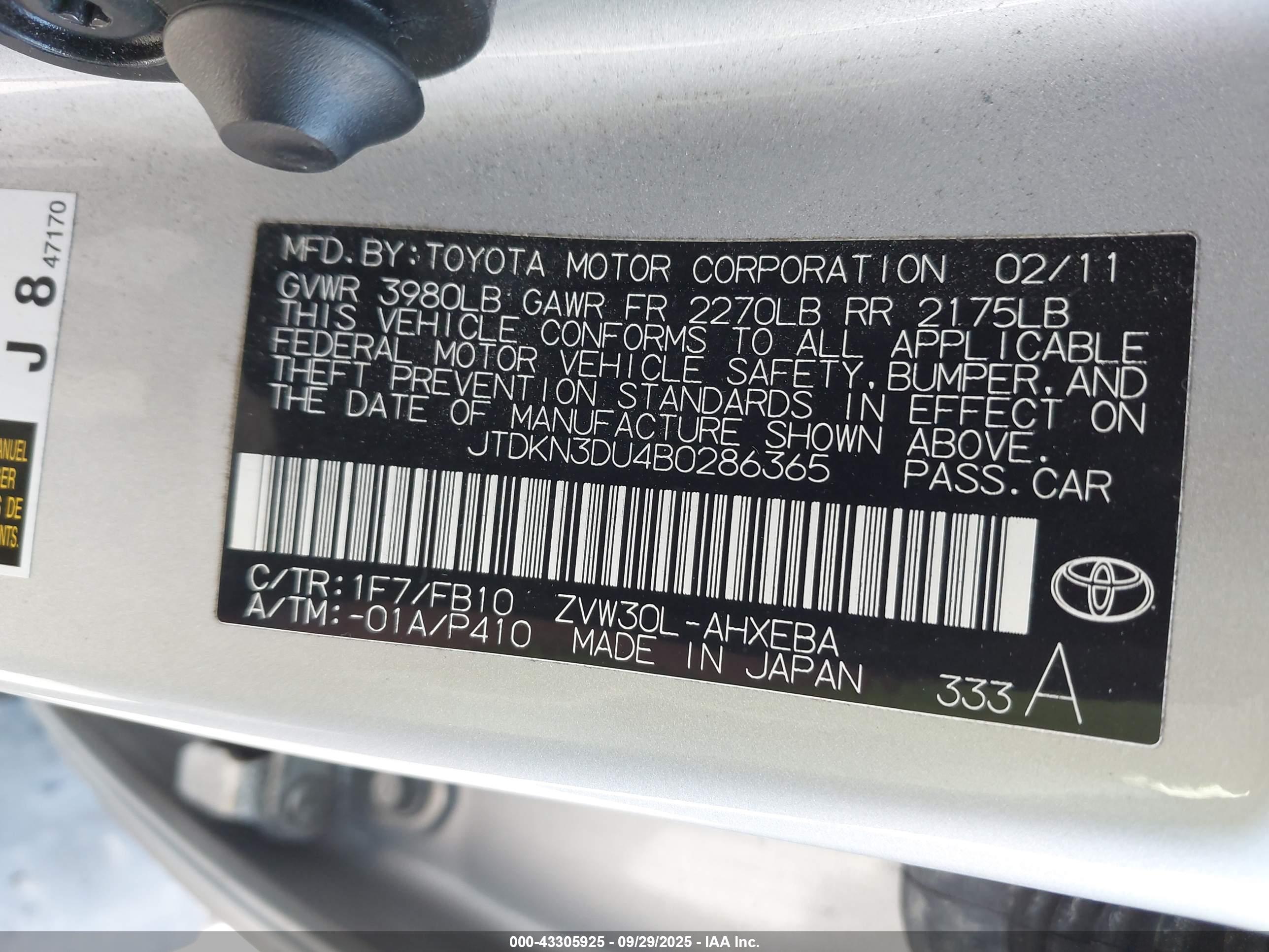 TOYOTA PRIUS image 9