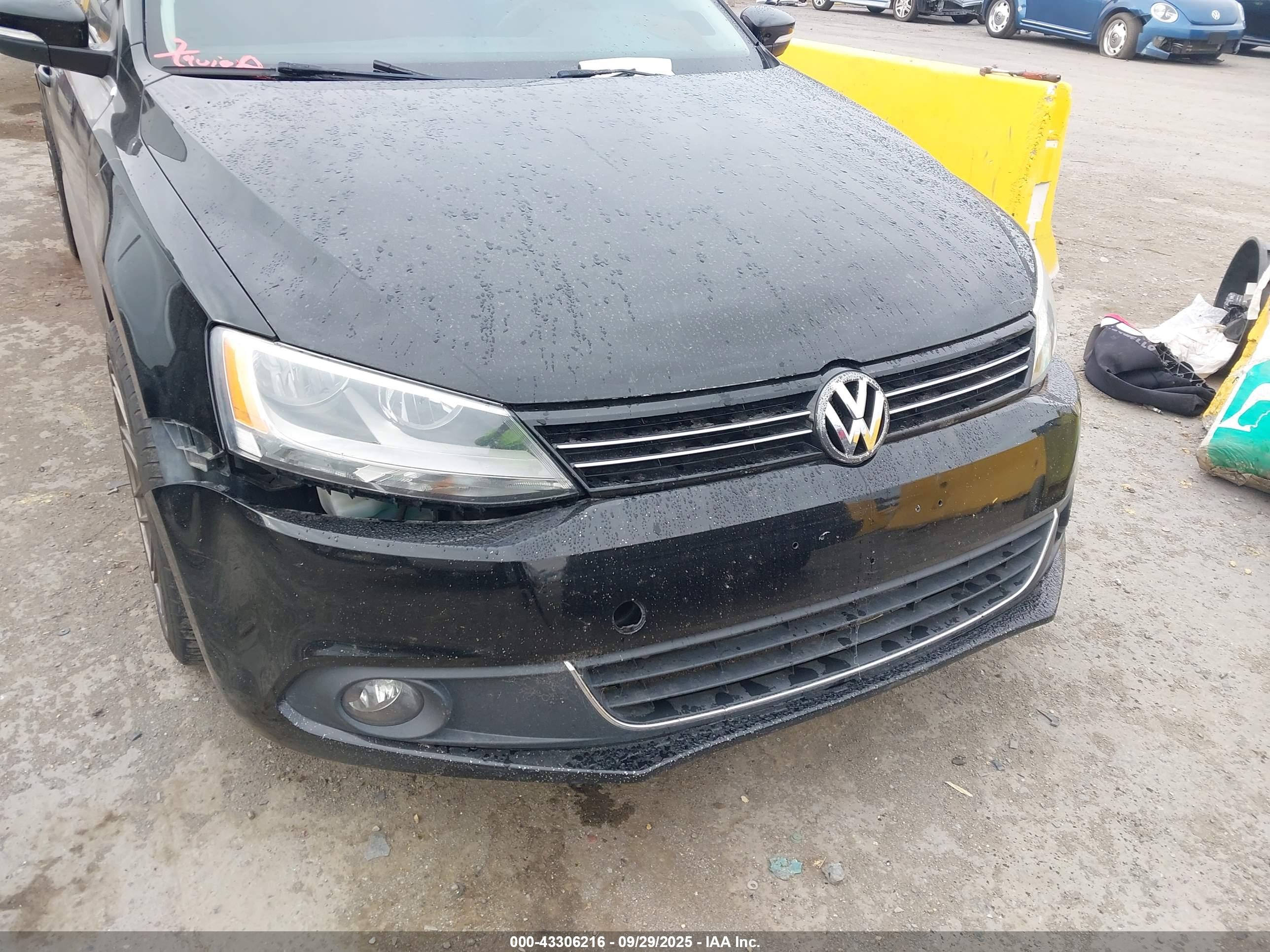 VOLKSWAGEN JETTA image 6