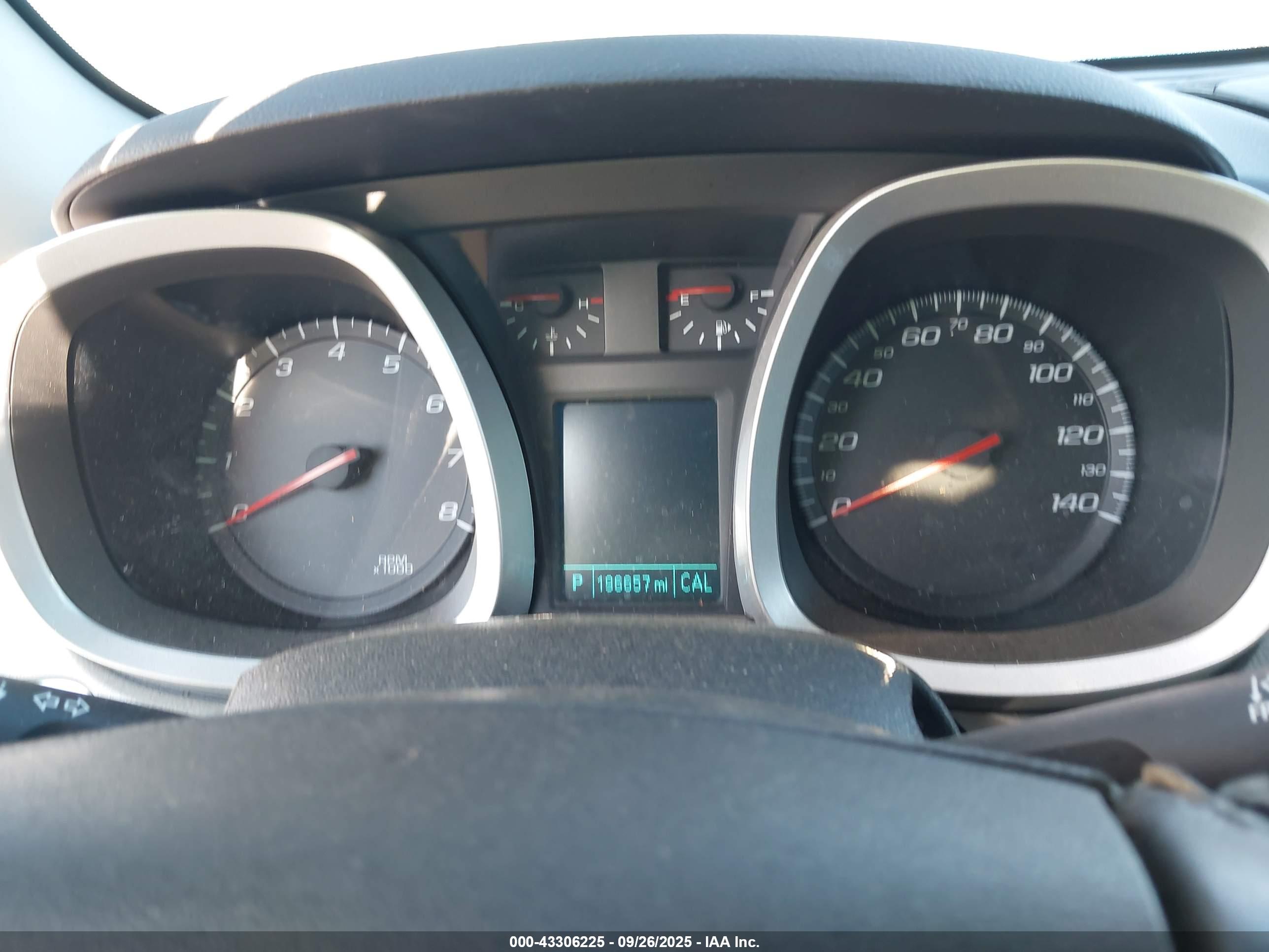 CHEVROLET EQUINOX image 7
