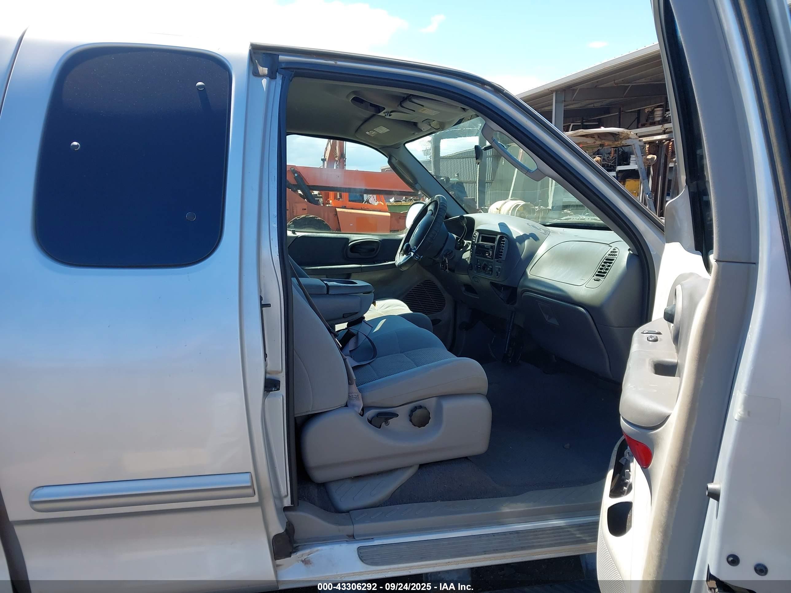 FORD F-150 image 5