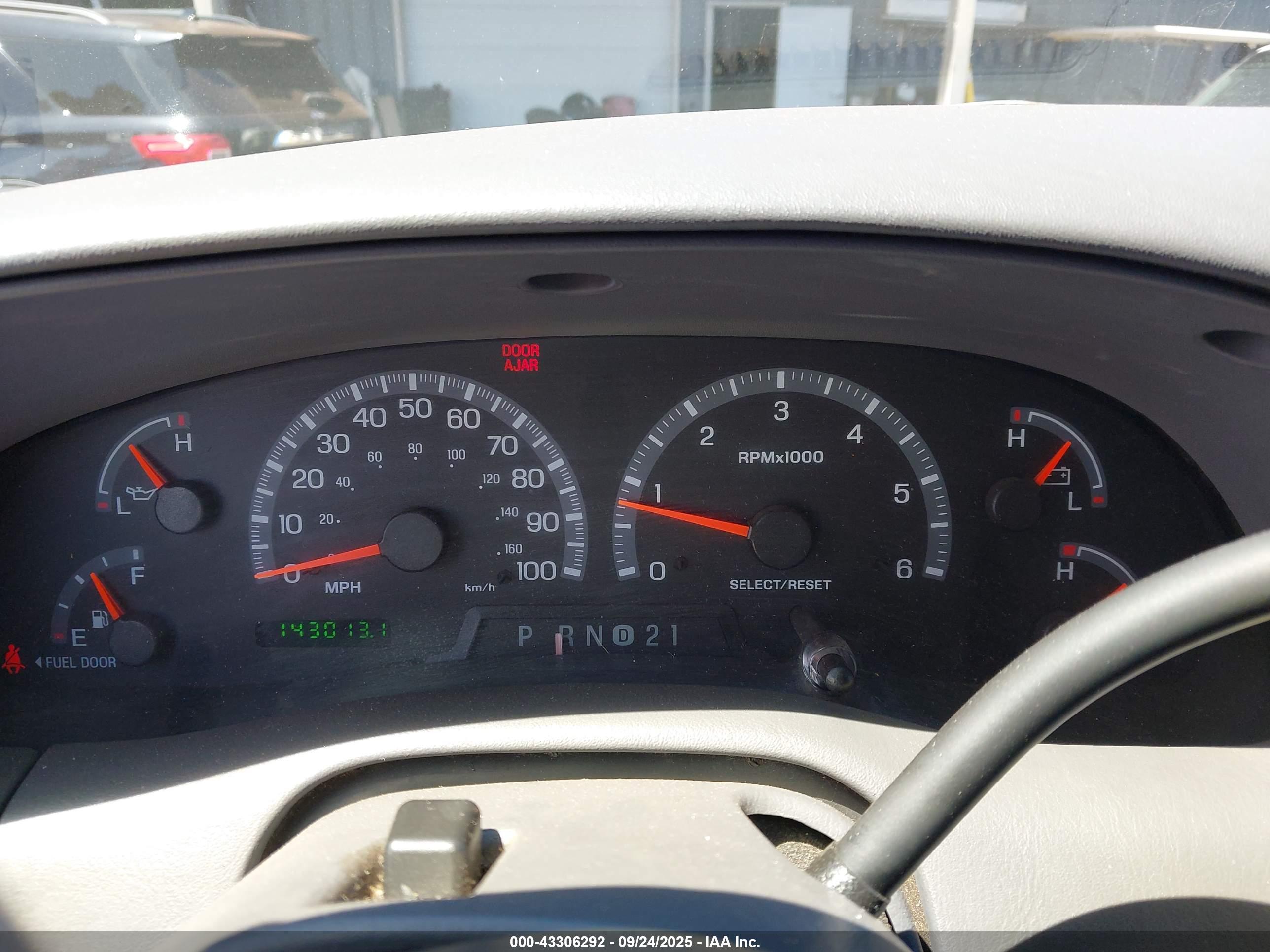 FORD F-150 image 7