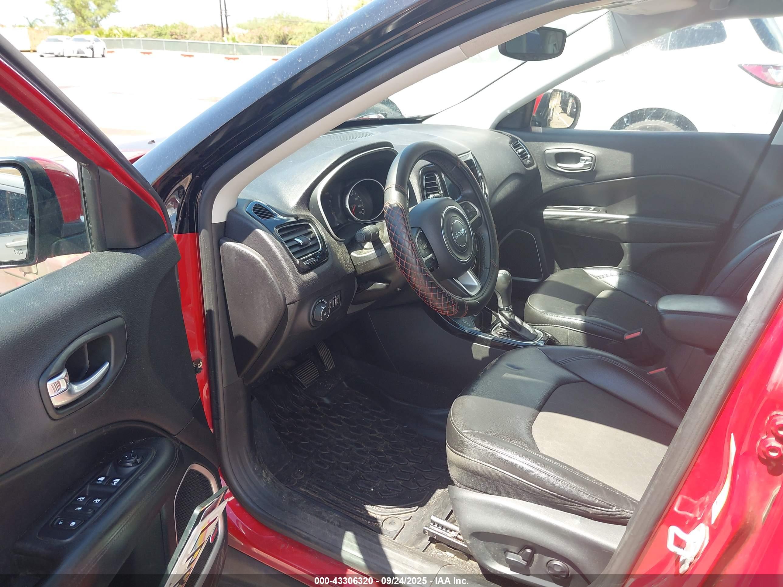 JEEP COMPASS image 5