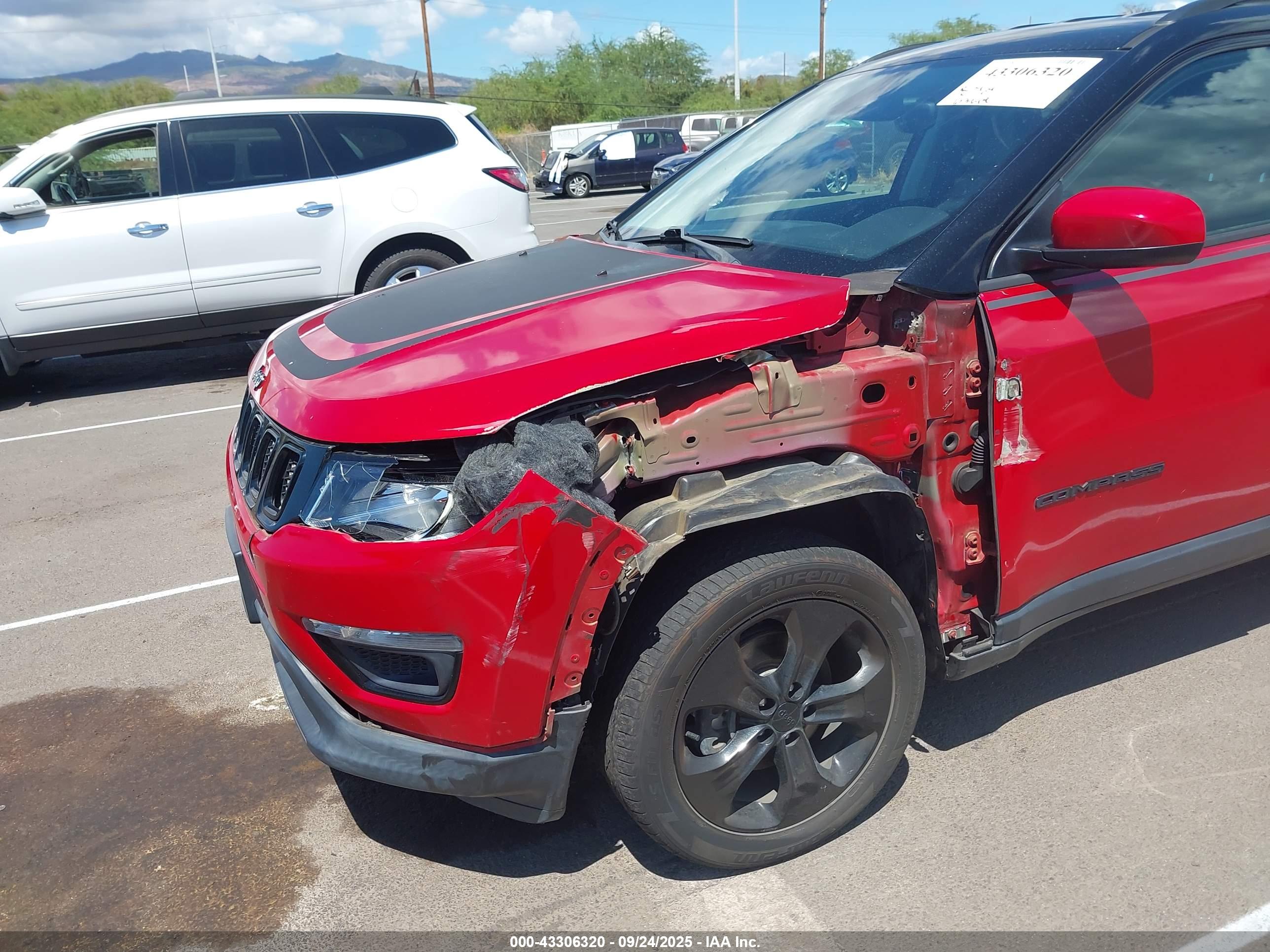 JEEP COMPASS image 6