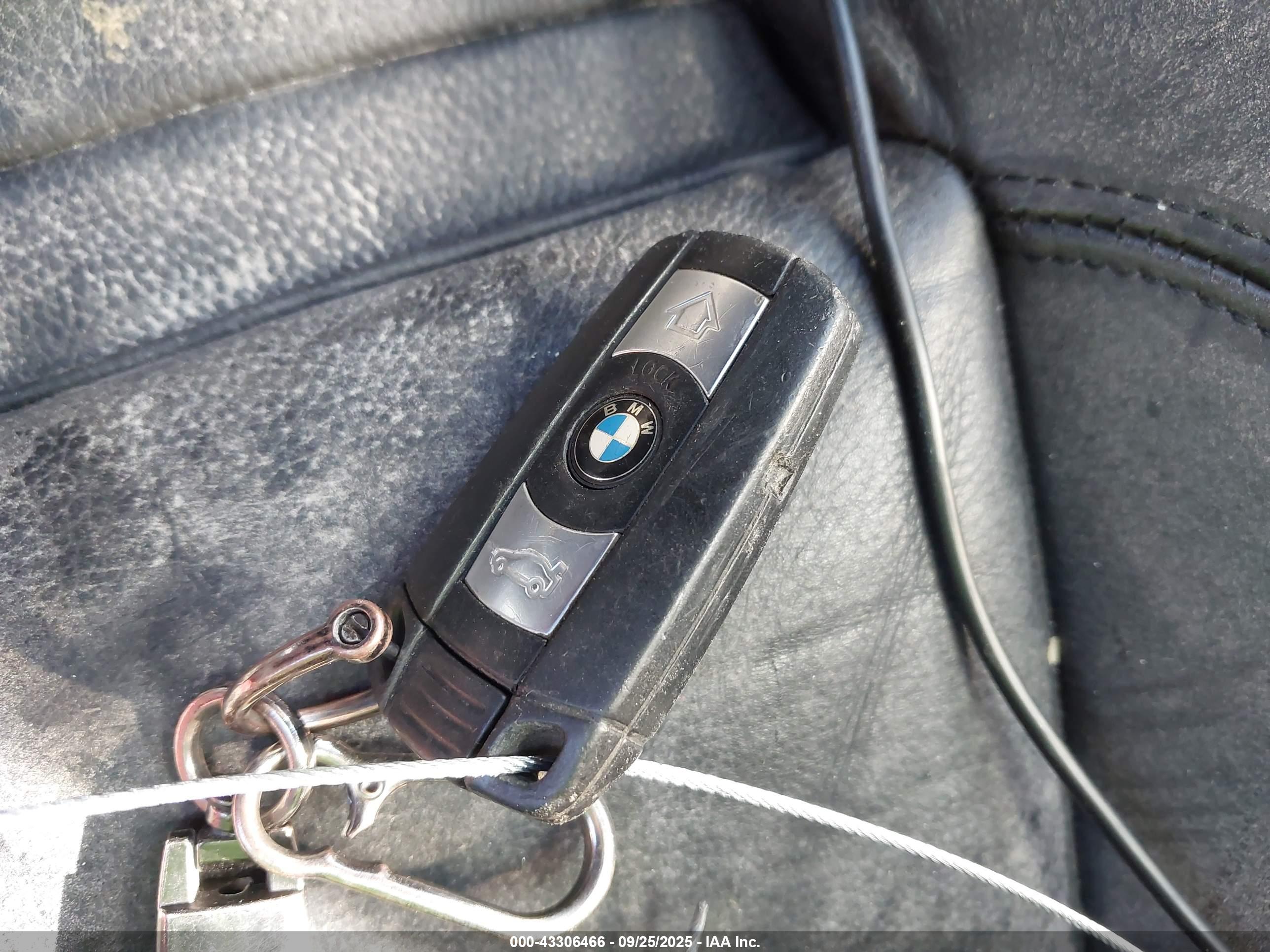 BMW 328I image 11
