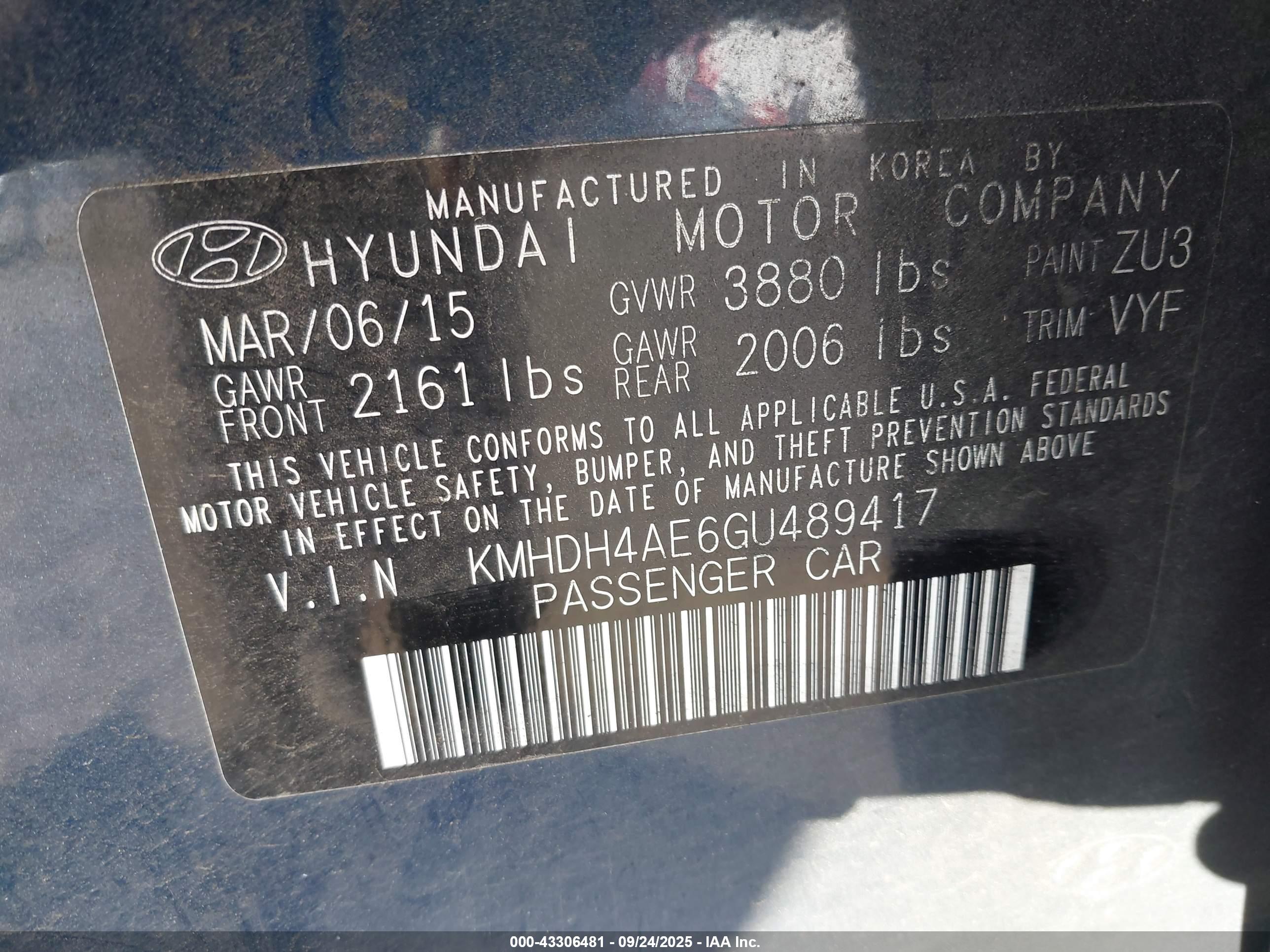 HYUNDAI ELANTRA image 9