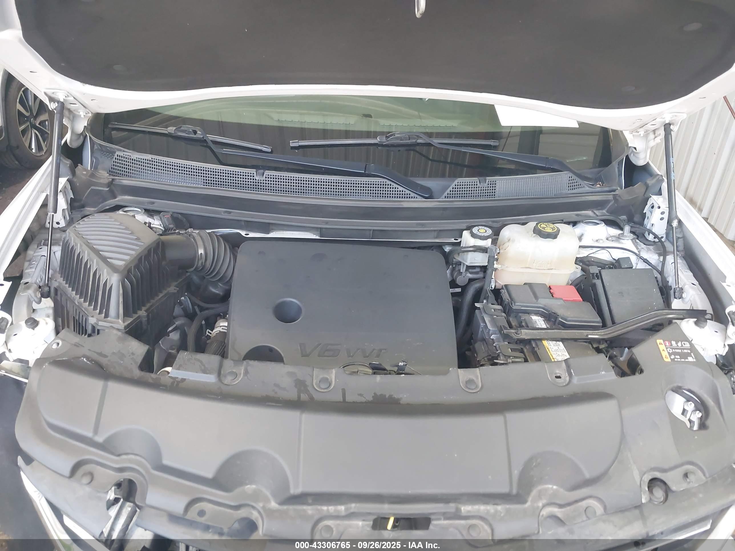 CHEVROLET TRAVERSE image 10