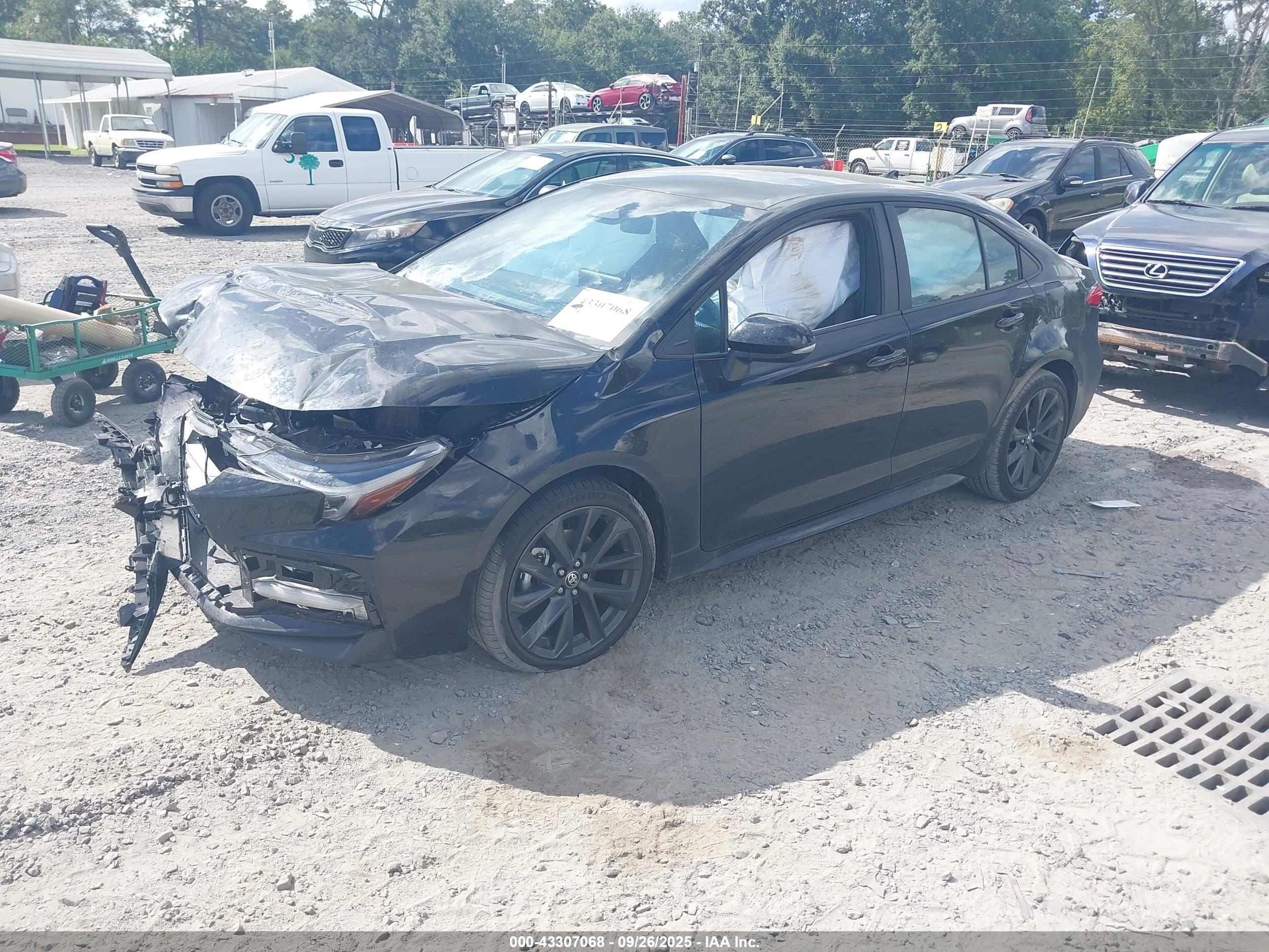 TOYOTA COROLLA image 2