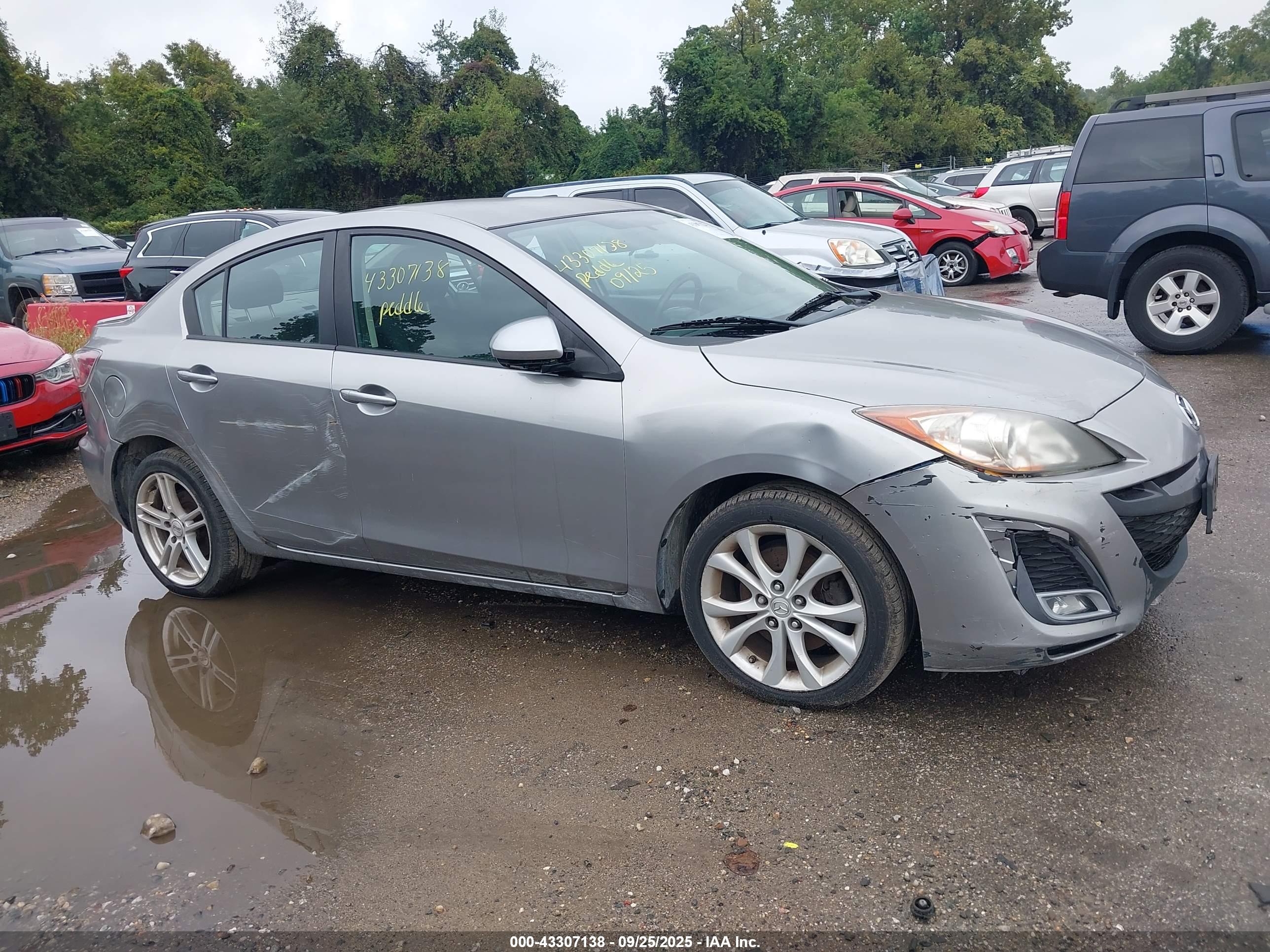 MAZDA MAZDA3 image 6
