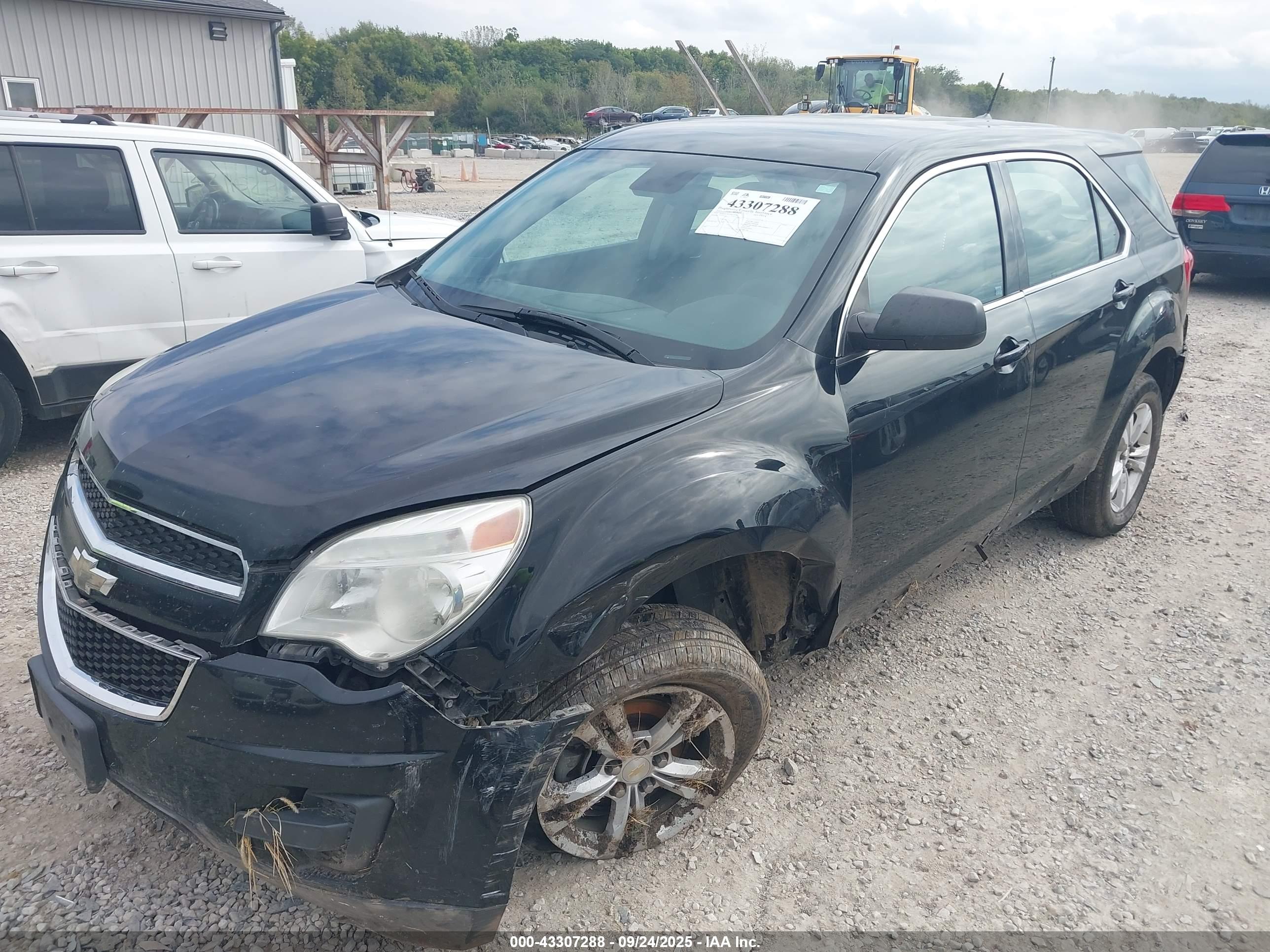 CHEVROLET EQUINOX image 2