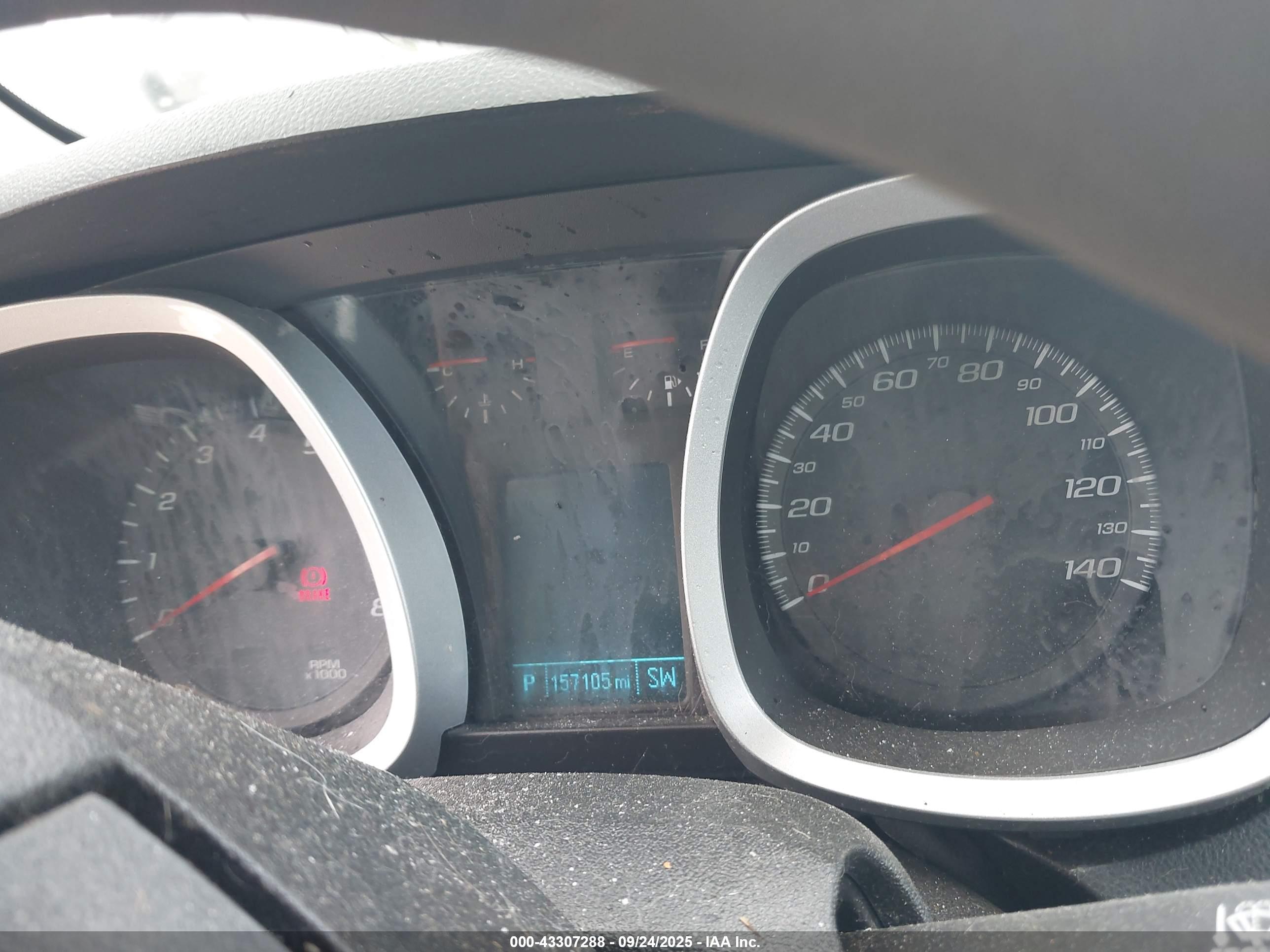 CHEVROLET EQUINOX image 7