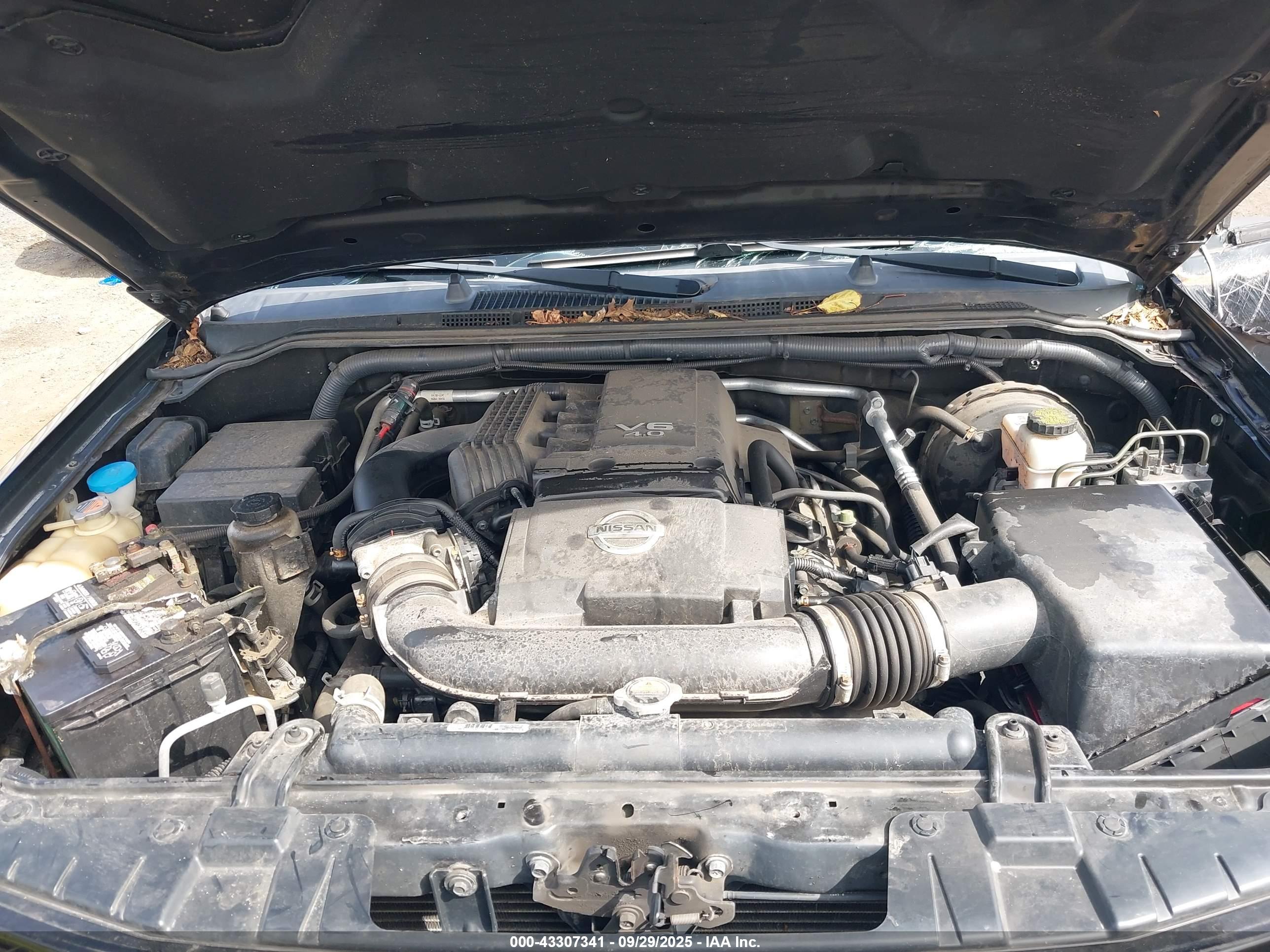 NISSAN FRONTIER image 10