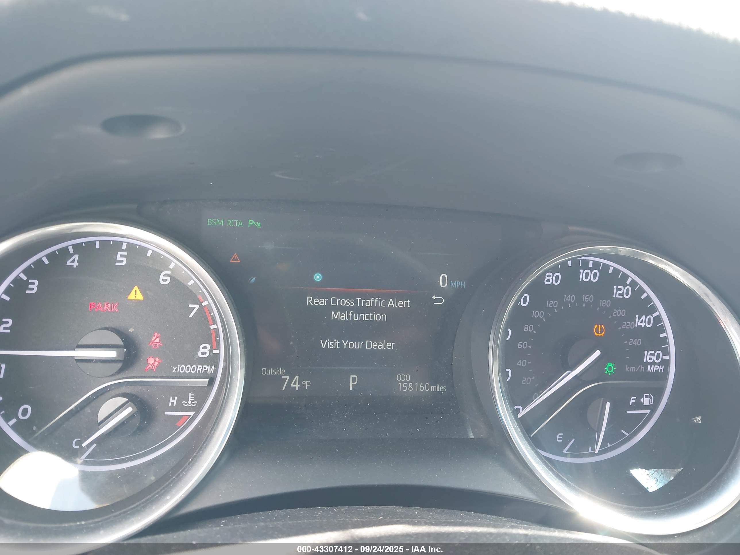 TOYOTA CAMRY image 7