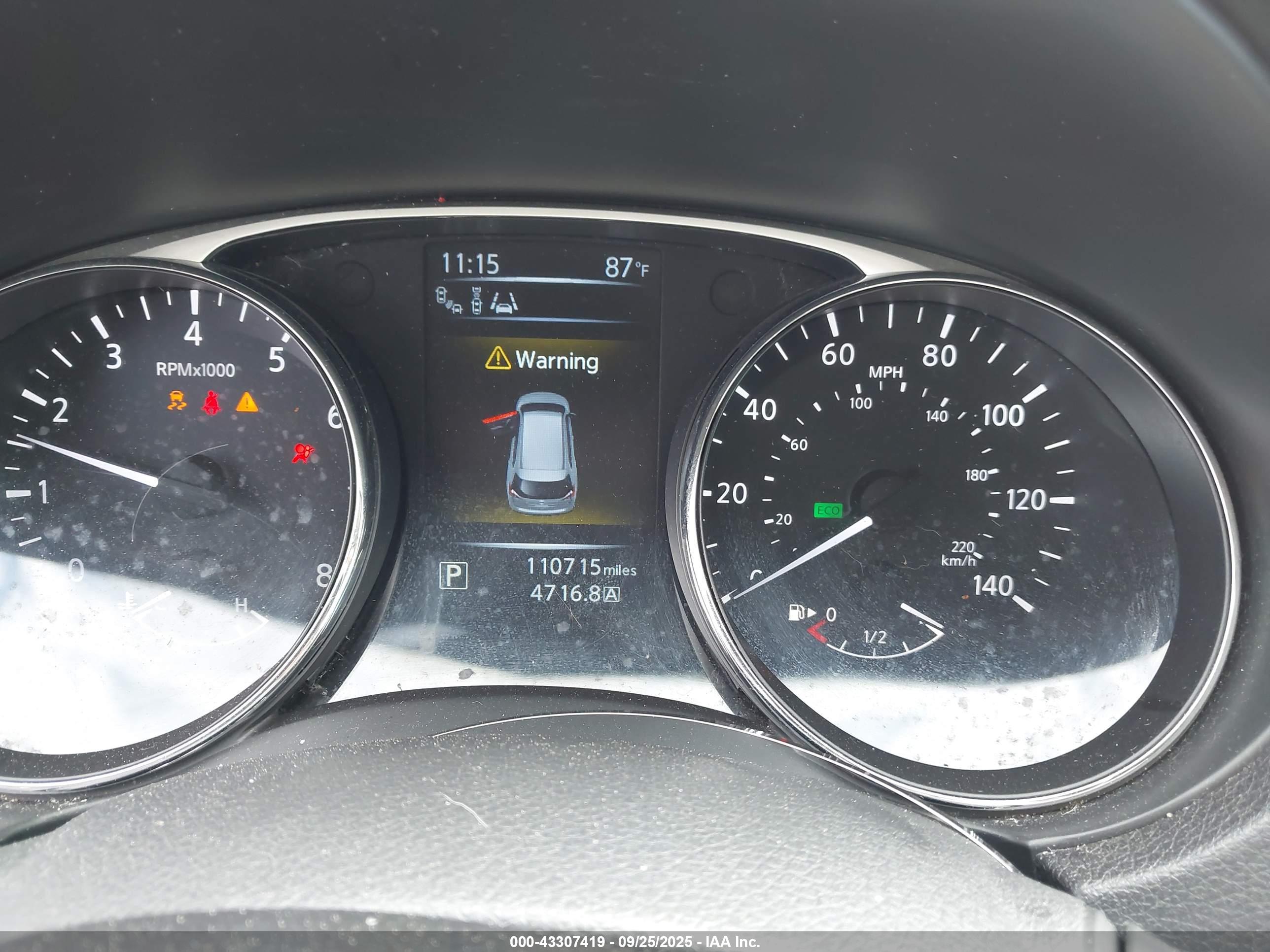 NISSAN ROGUE image 7
