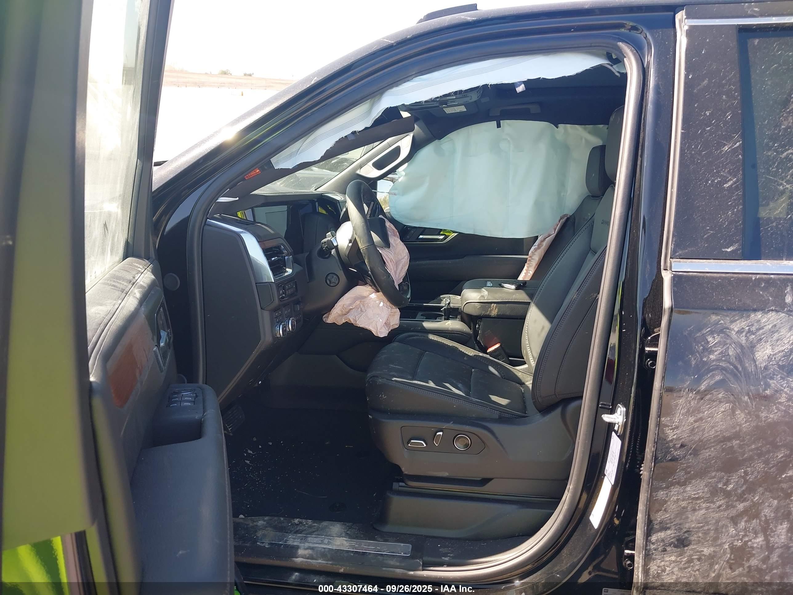 GMC YUKON image 5