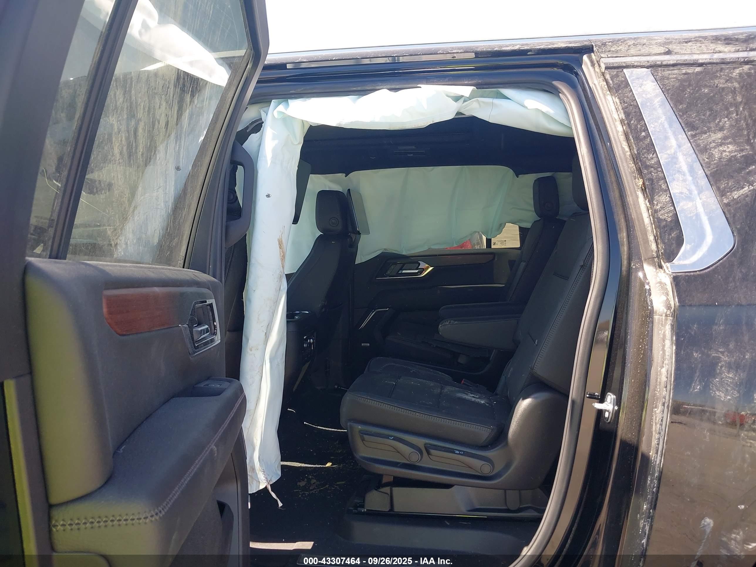 GMC YUKON image 8