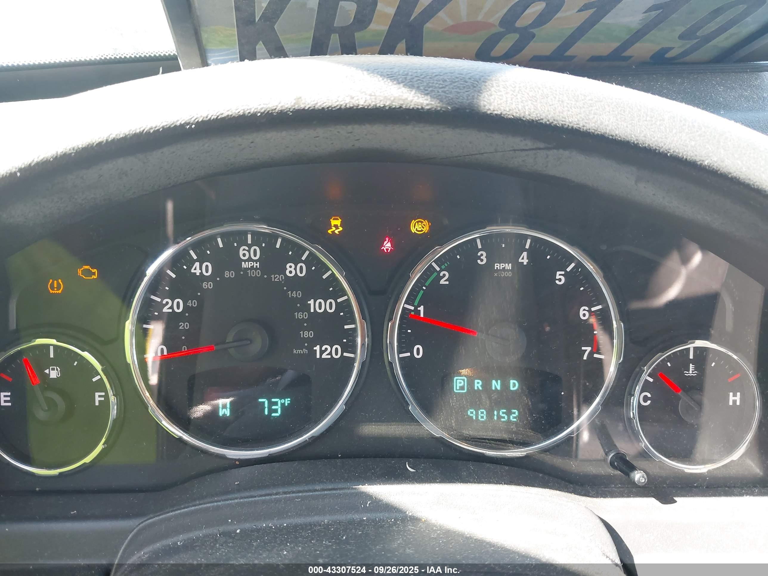 JEEP LIBERTY image 7