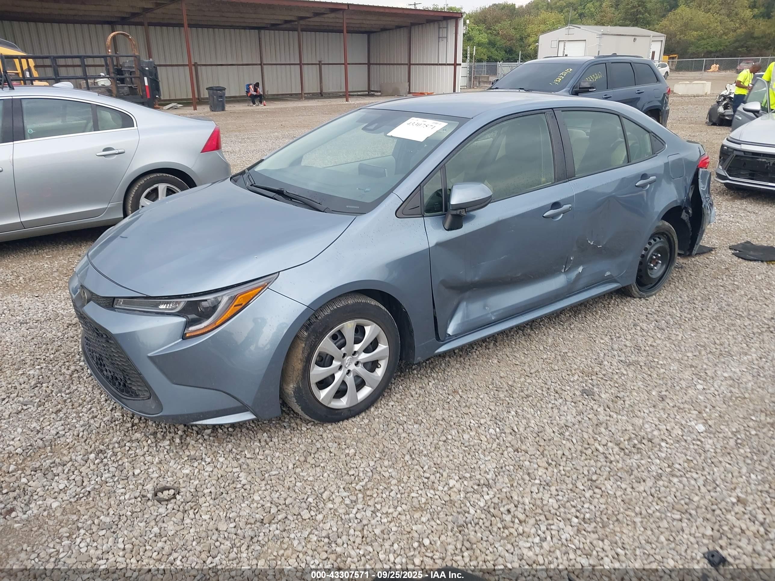 TOYOTA COROLLA image 2