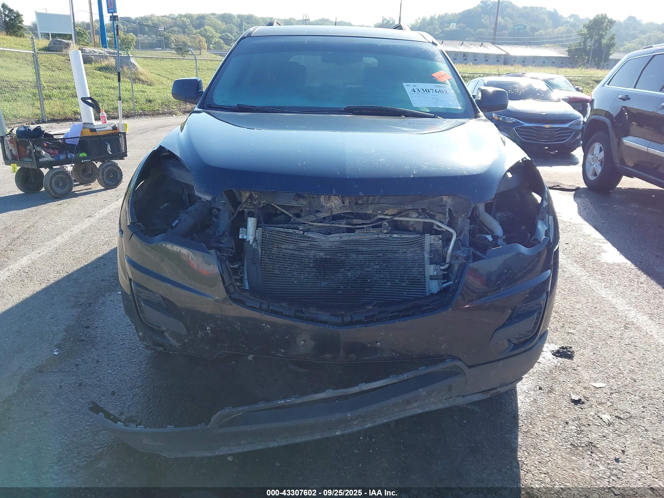 CHEVROLET EQUINOX image 6