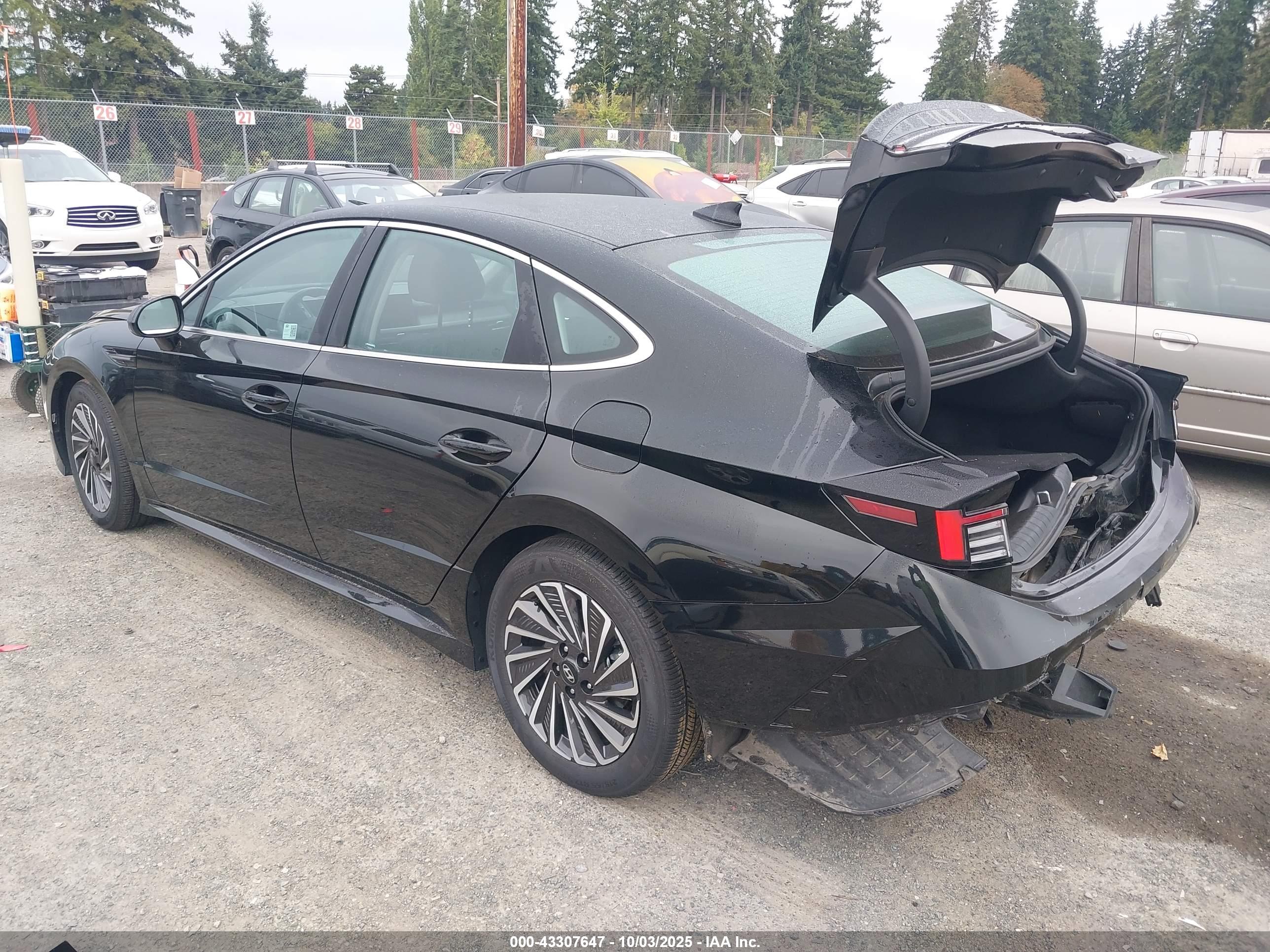 HYUNDAI SONATA image 3