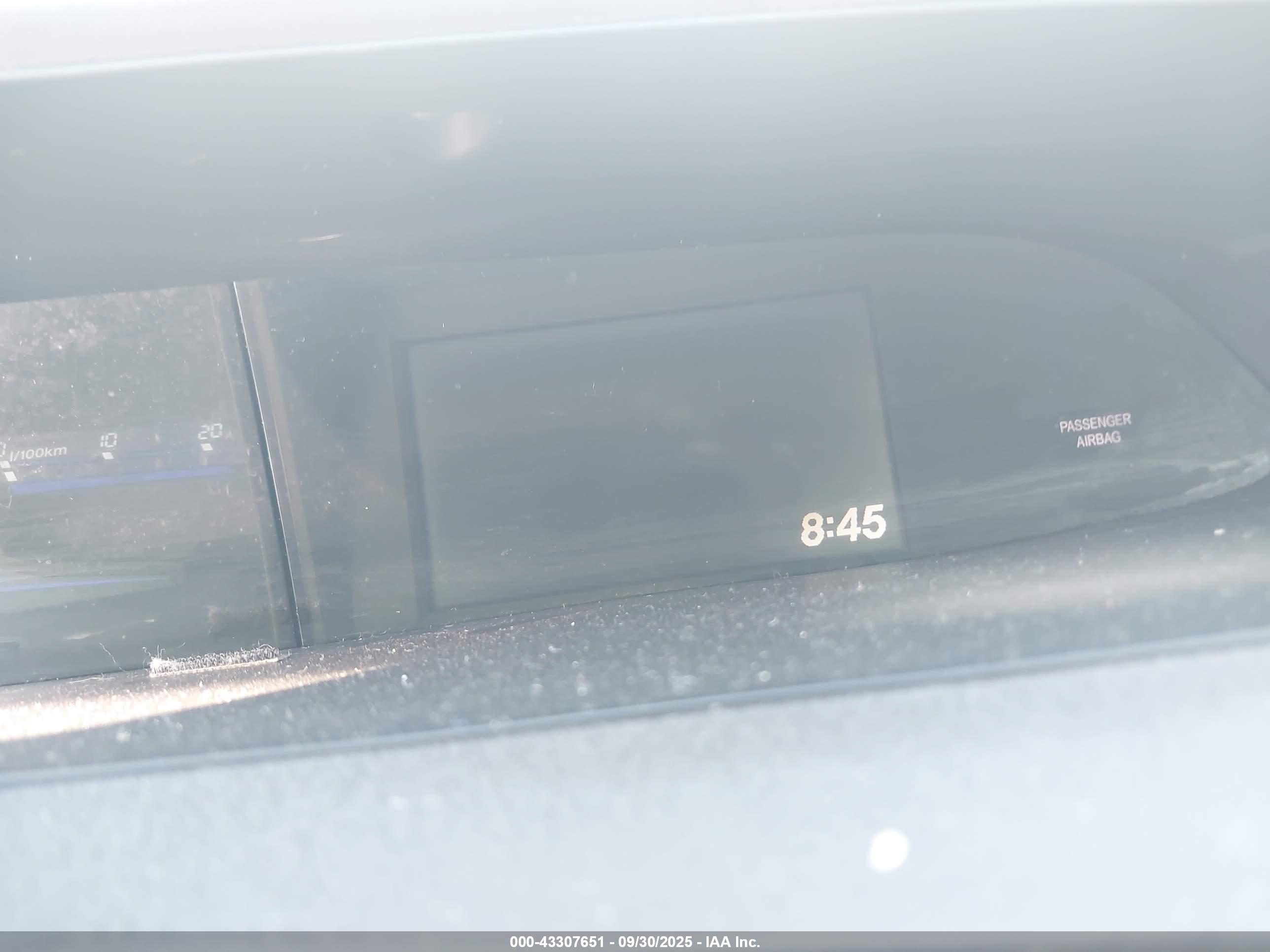 HONDA CIVIC image 7