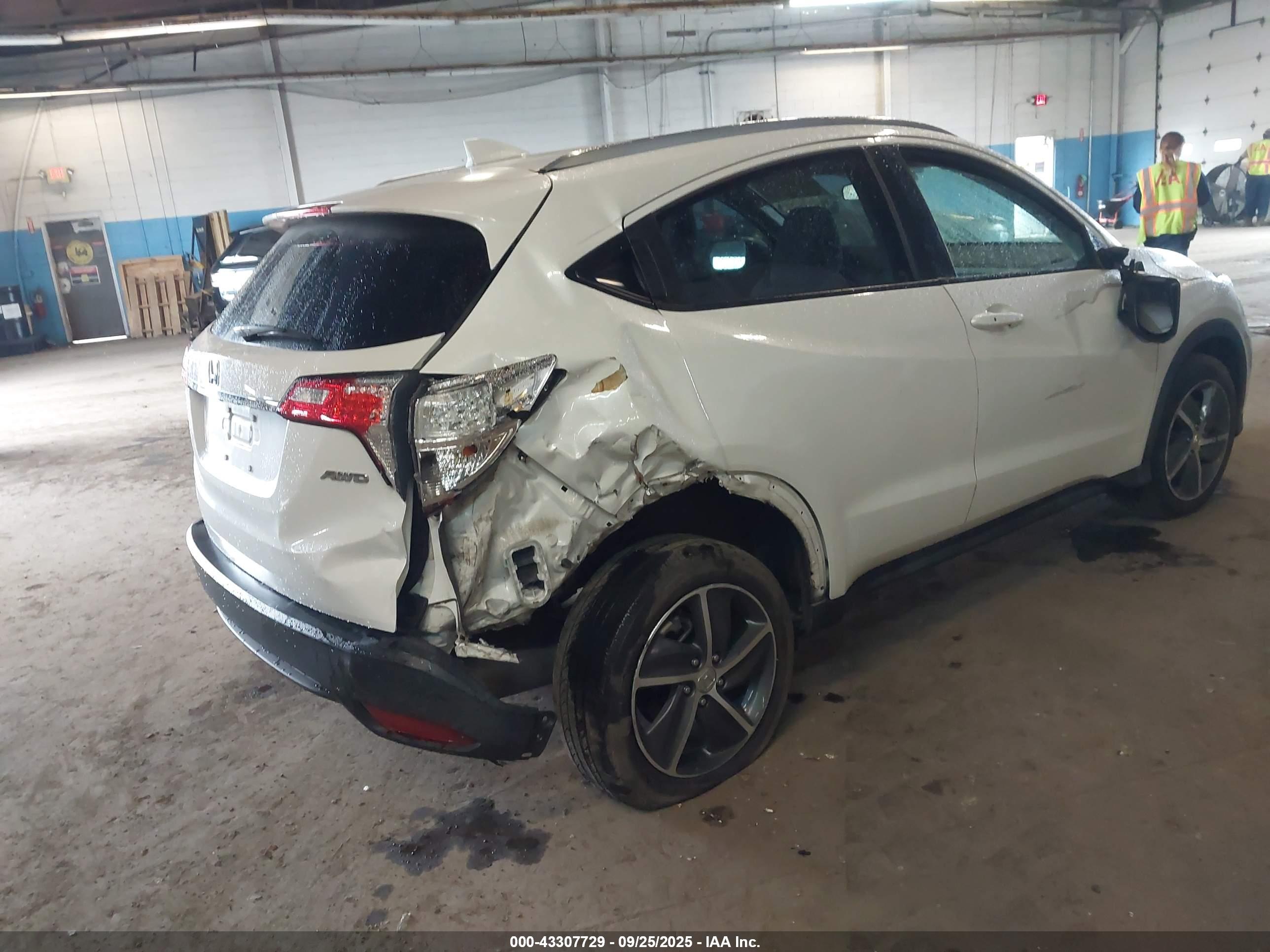HONDA HR-V image 4