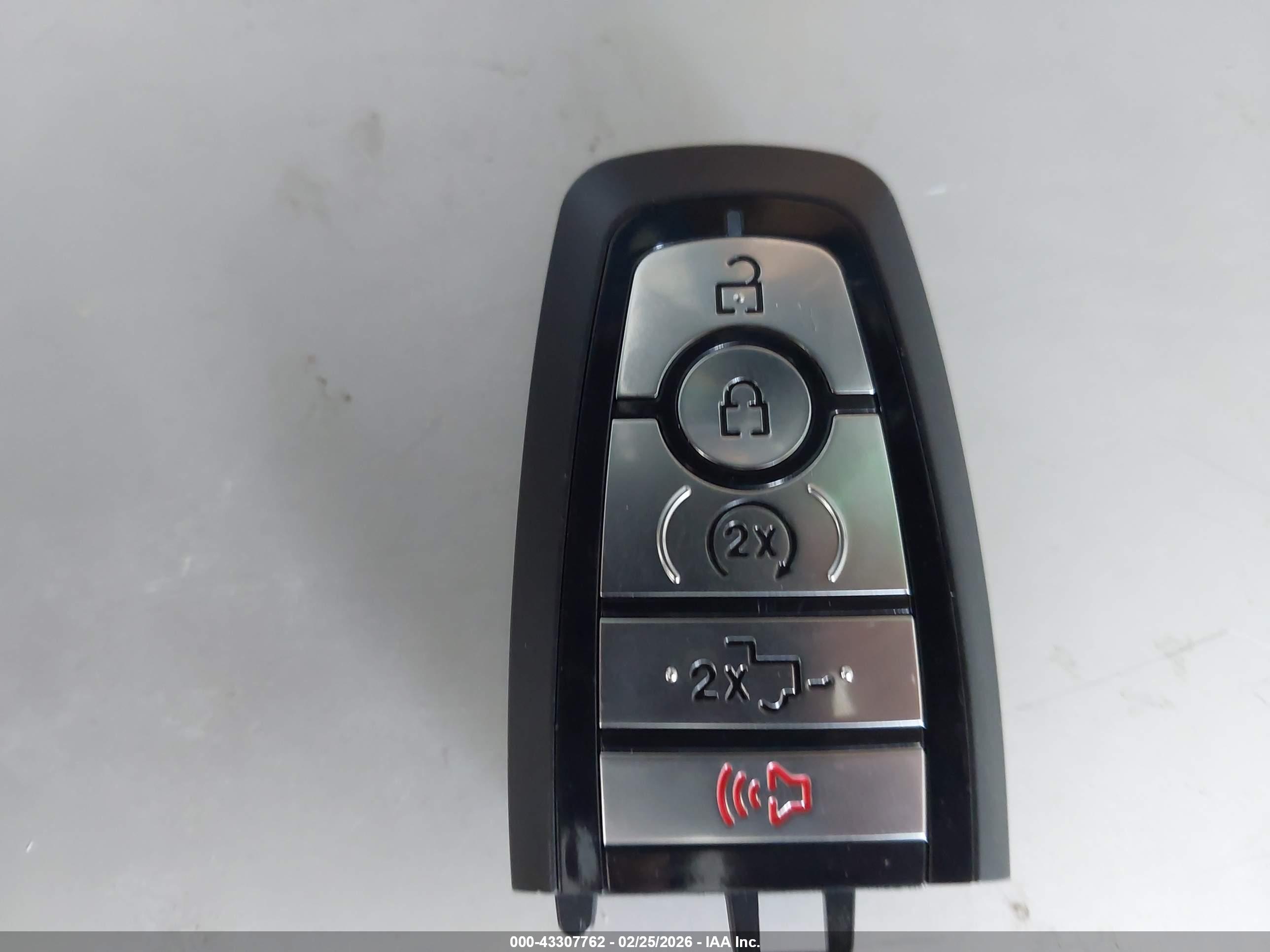FORD F-150 image 11
