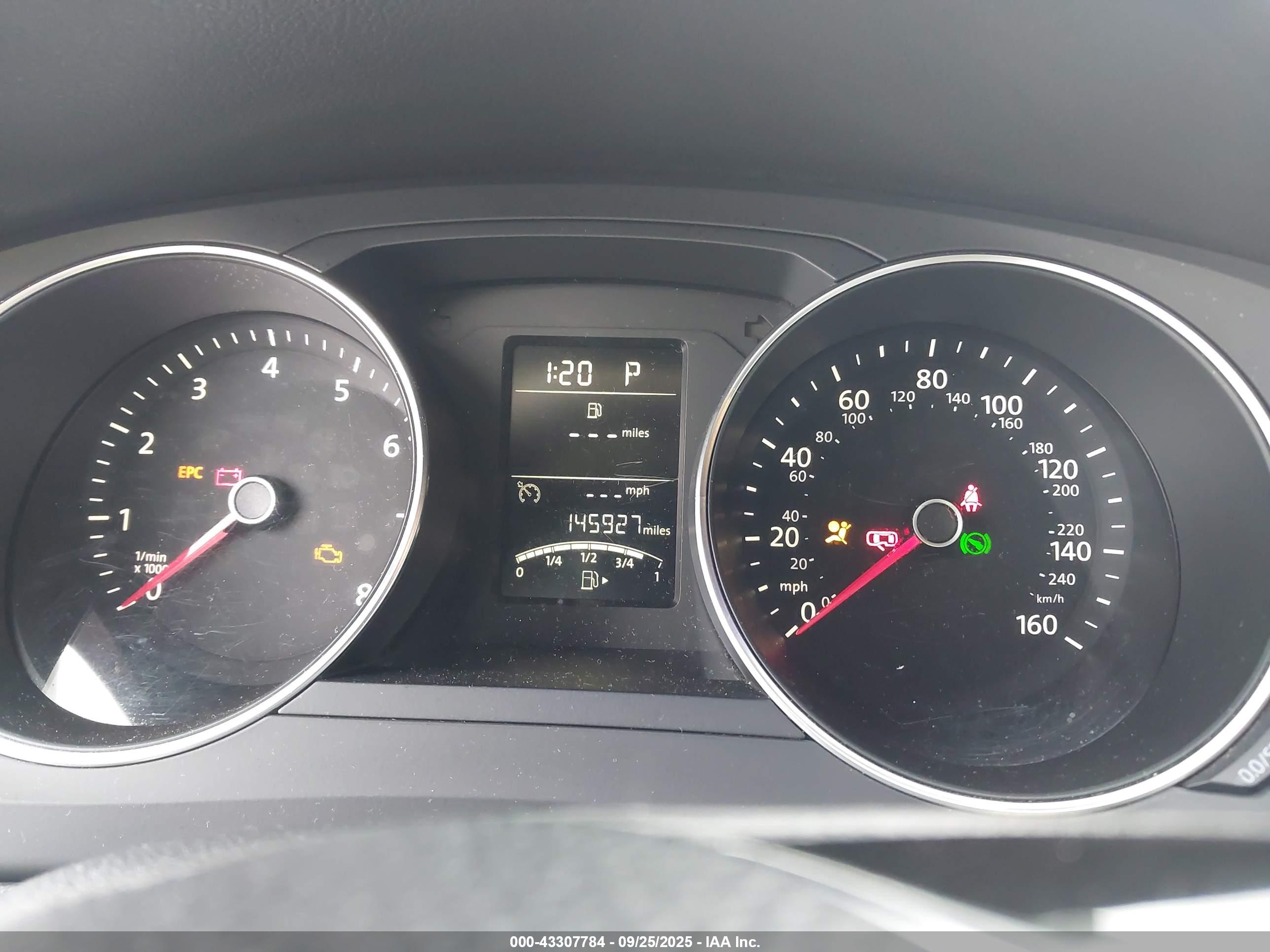VOLKSWAGEN JETTA image 7