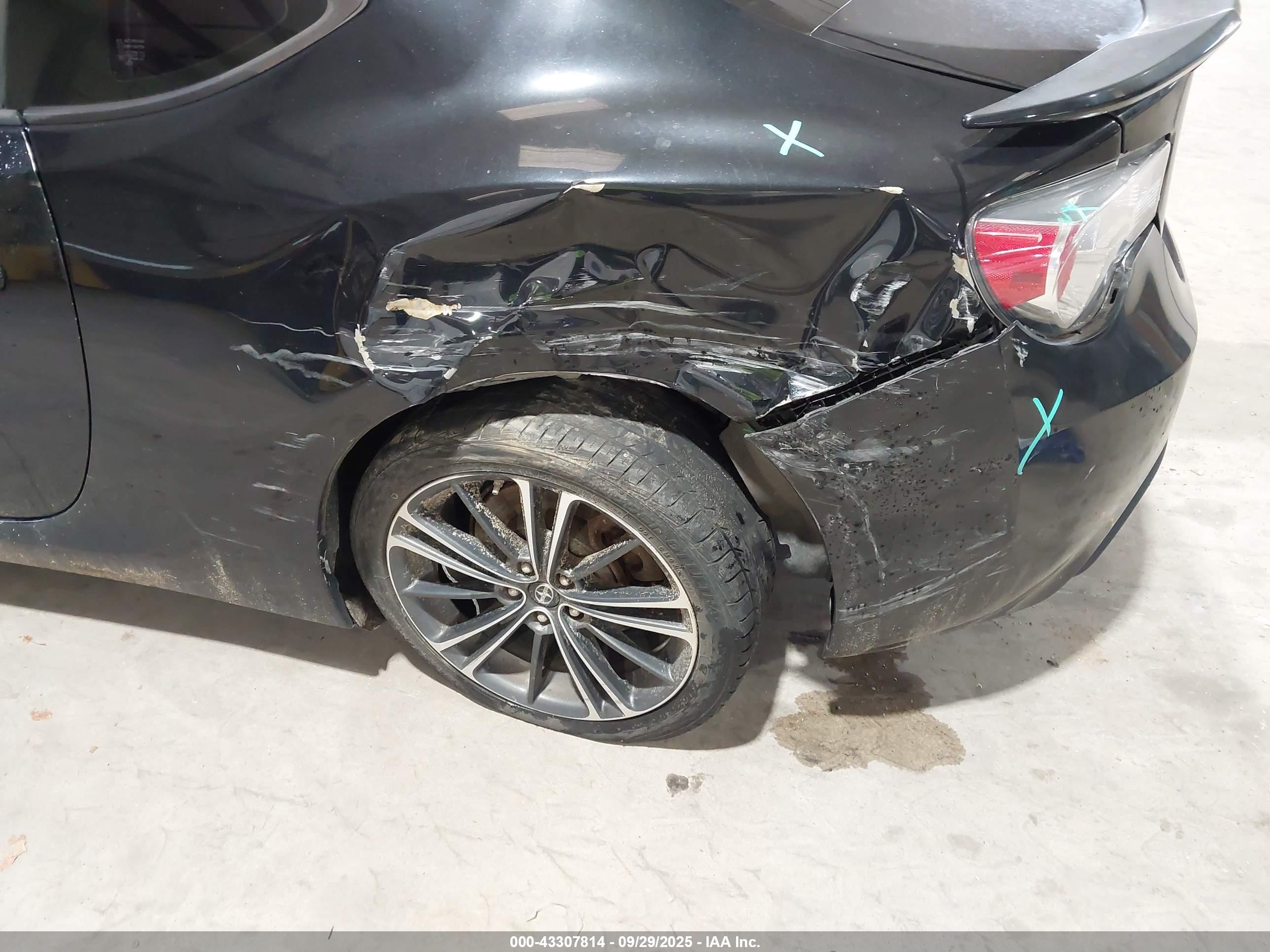 SCION FR-S image 6