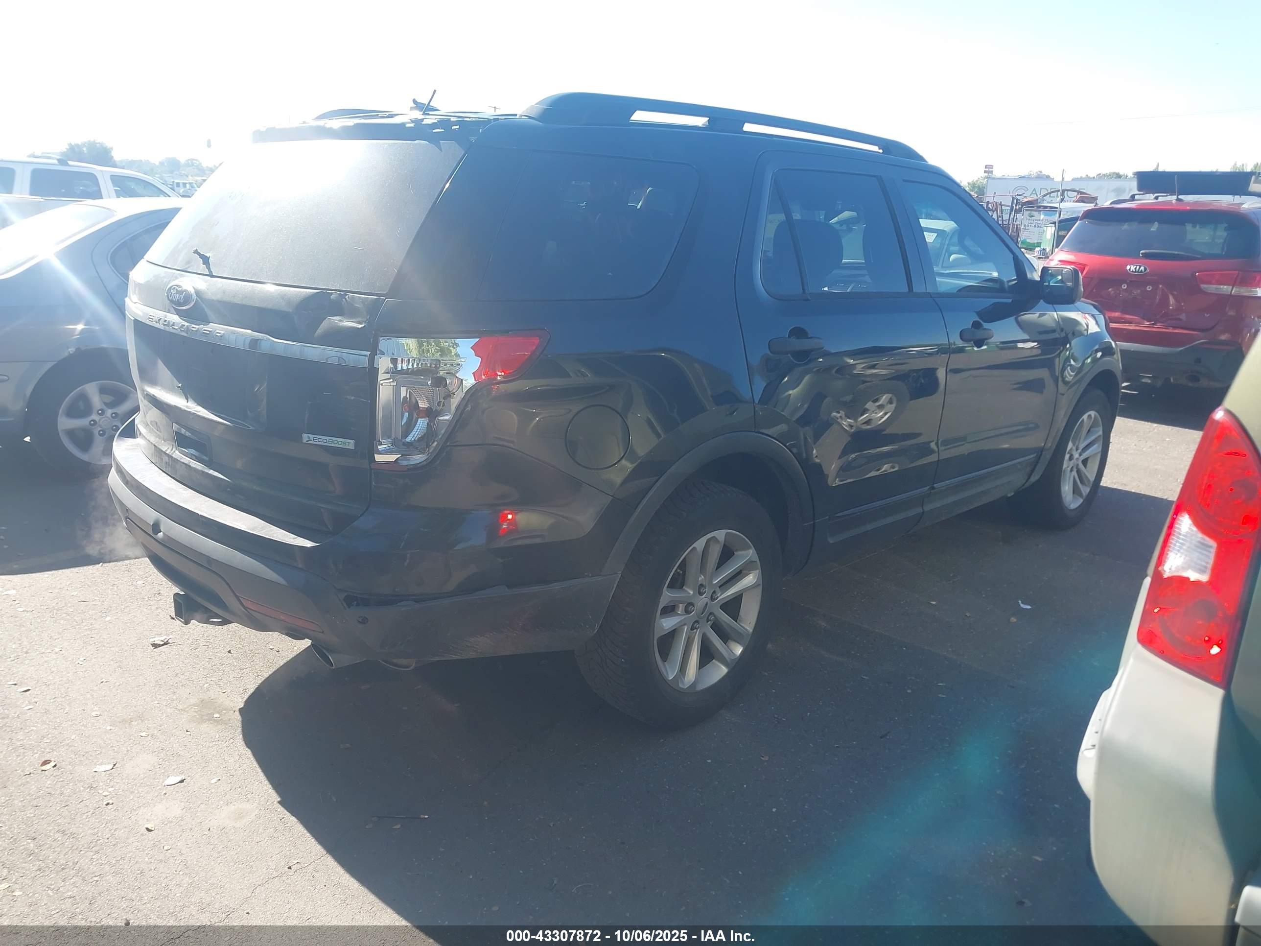 FORD EXPLORER image 4