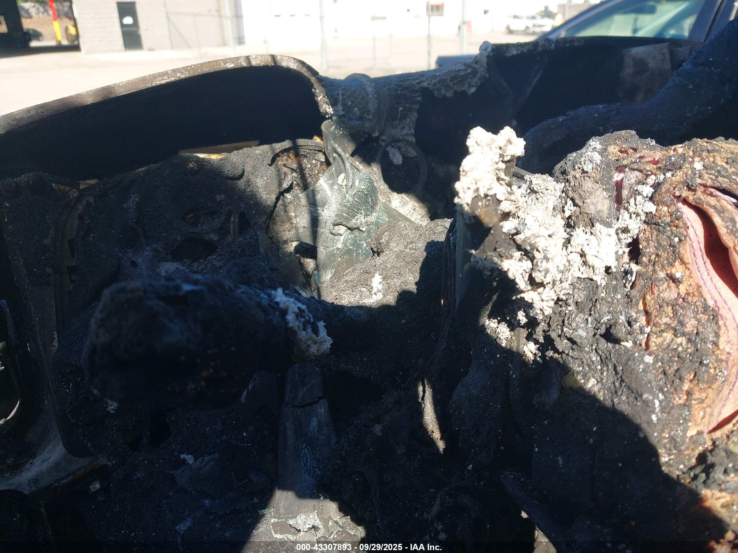 CHEVROLET EXPRESS image 7