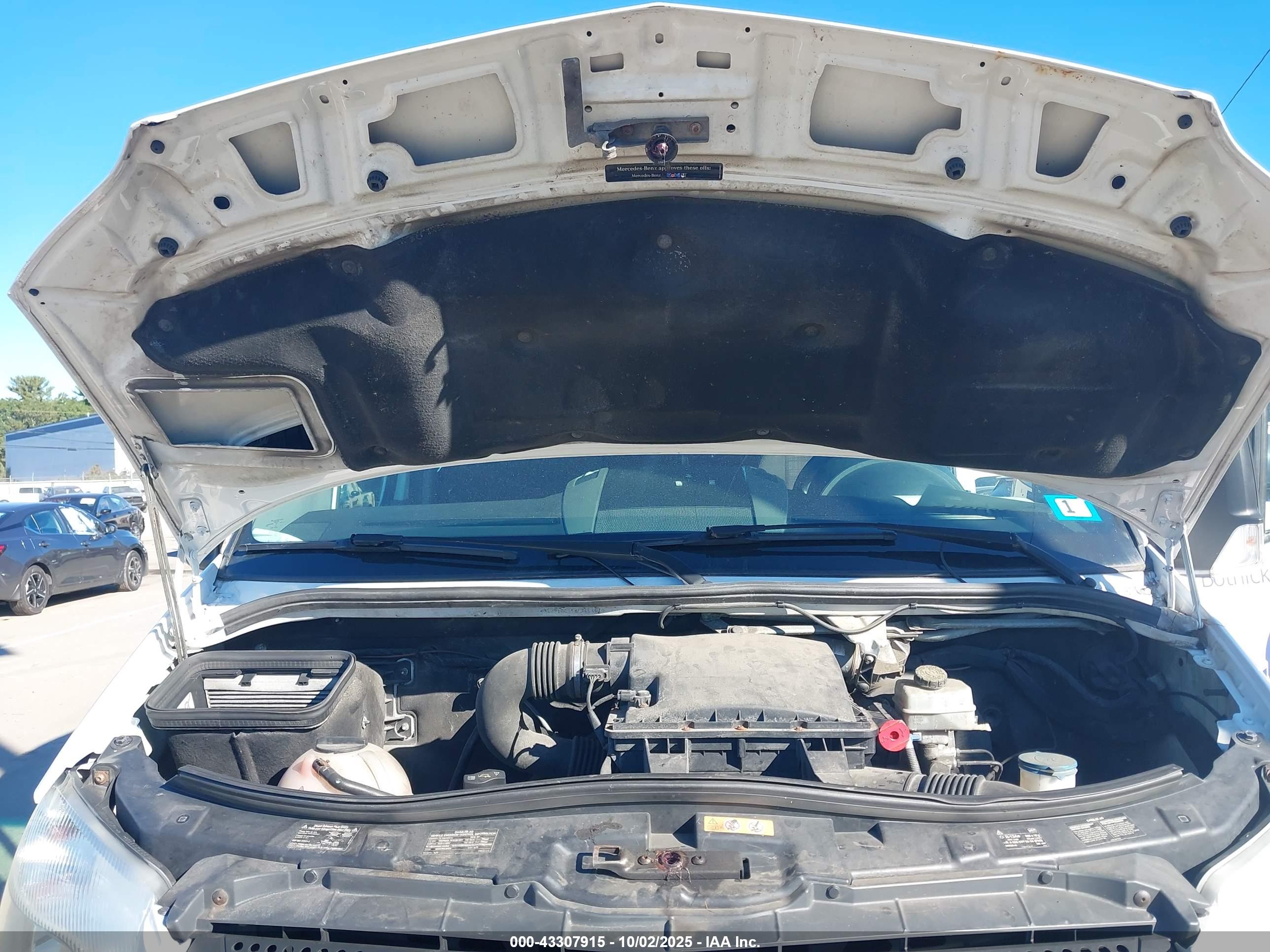 MERCEDES-BENZ SPRINTER image 10