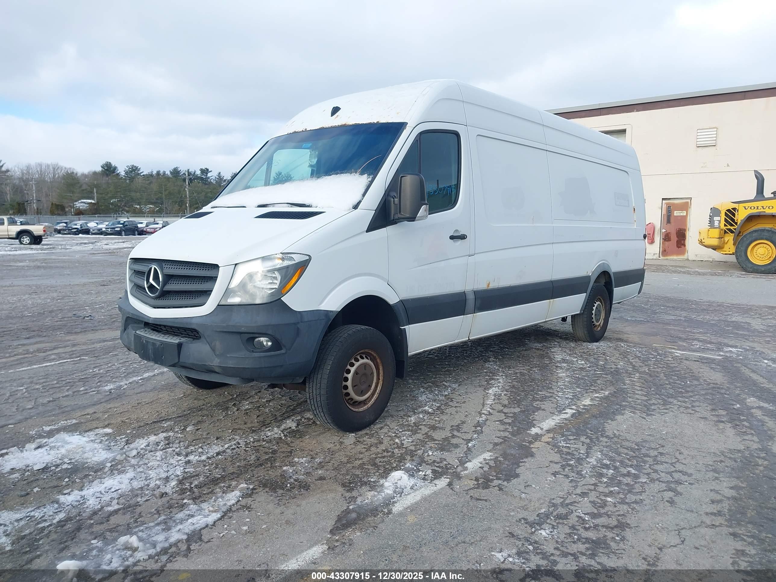 MERCEDES-BENZ SPRINTER image 2