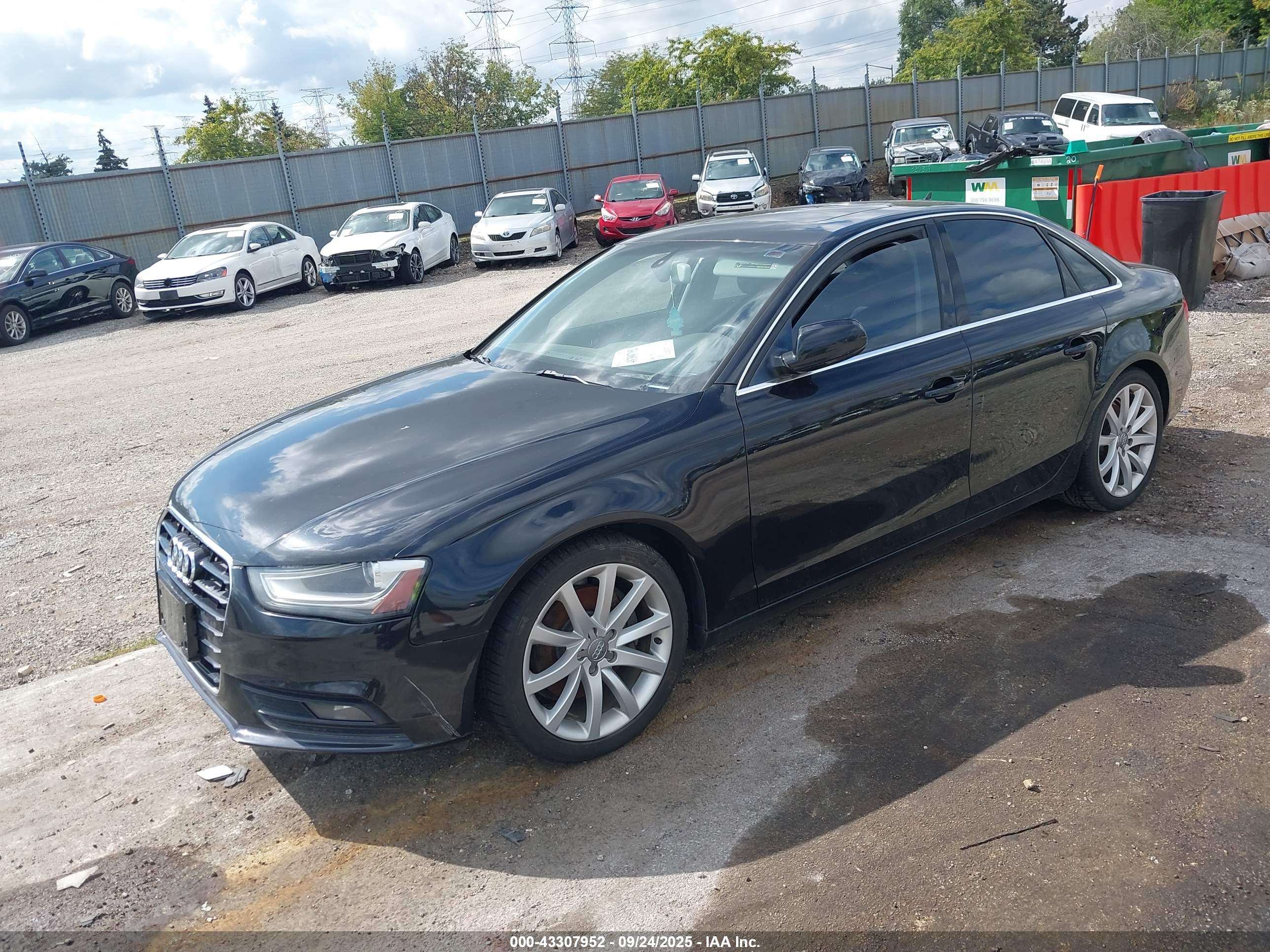 AUDI A4 image 2