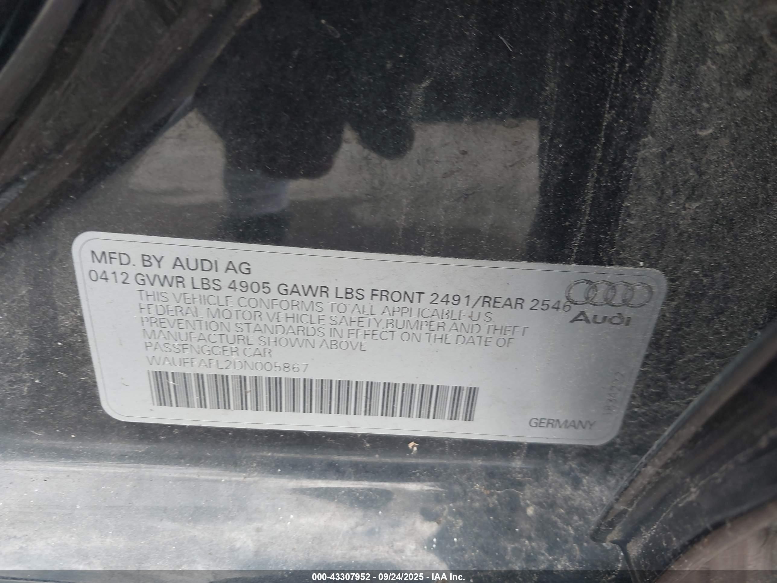 AUDI A4 image 9