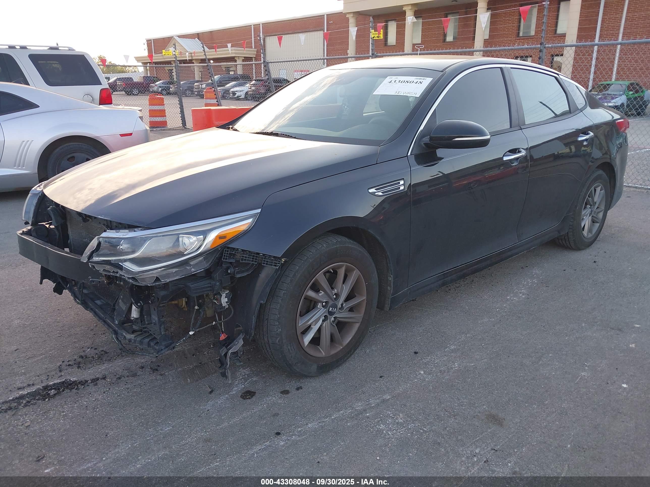 KIA OPTIMA image 2