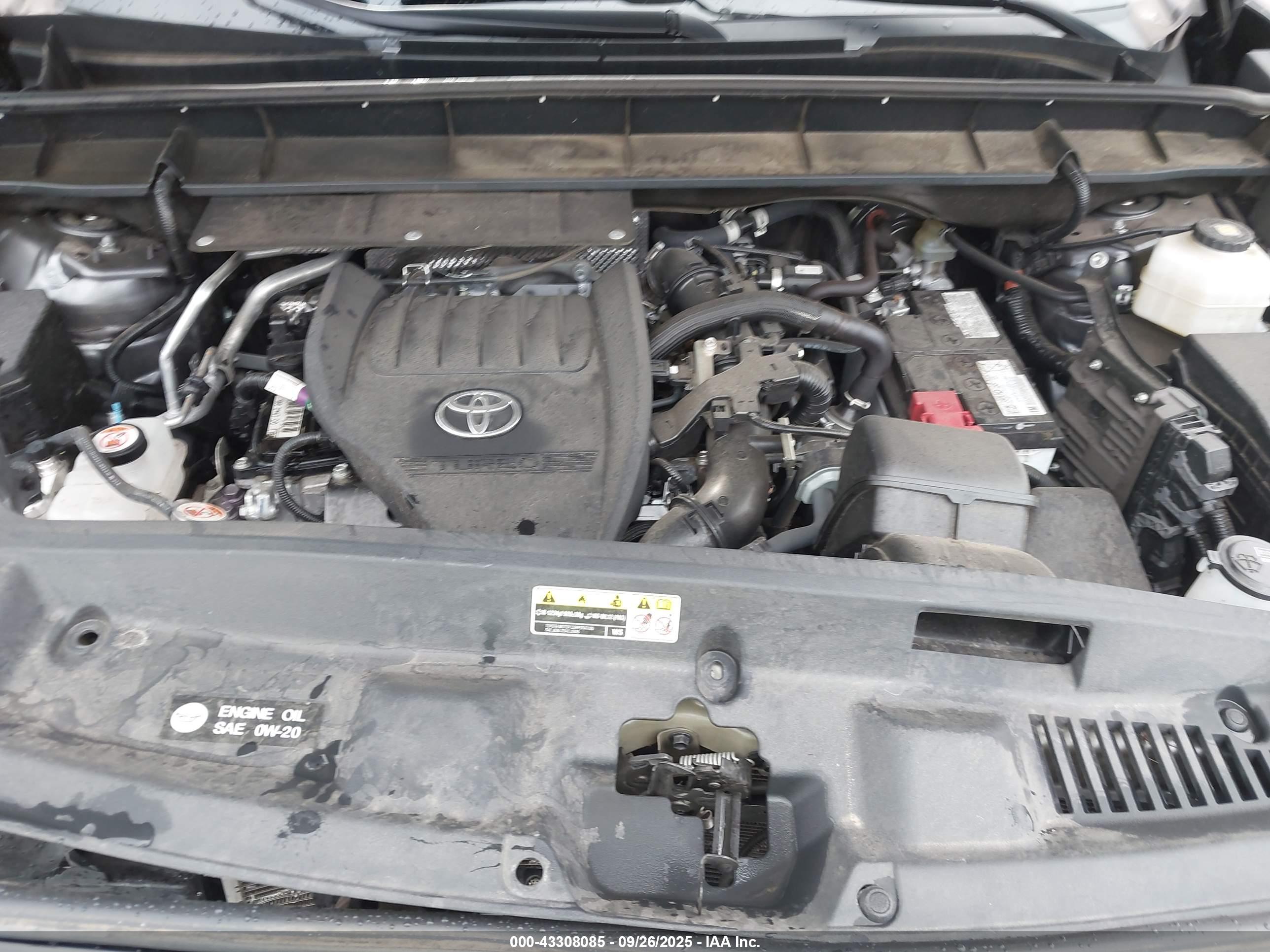 TOYOTA HIGHLANDER image 10