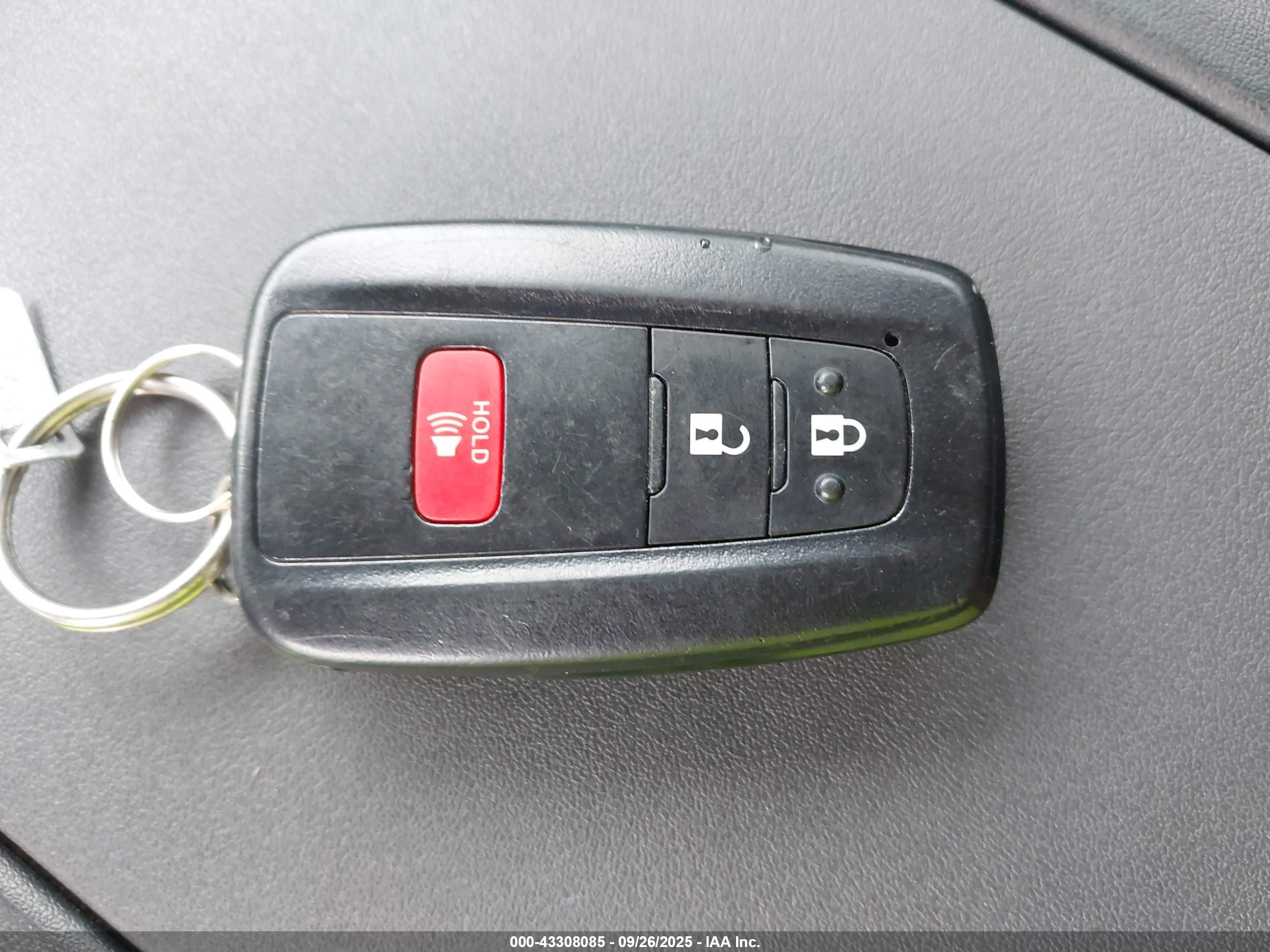 TOYOTA HIGHLANDER image 11