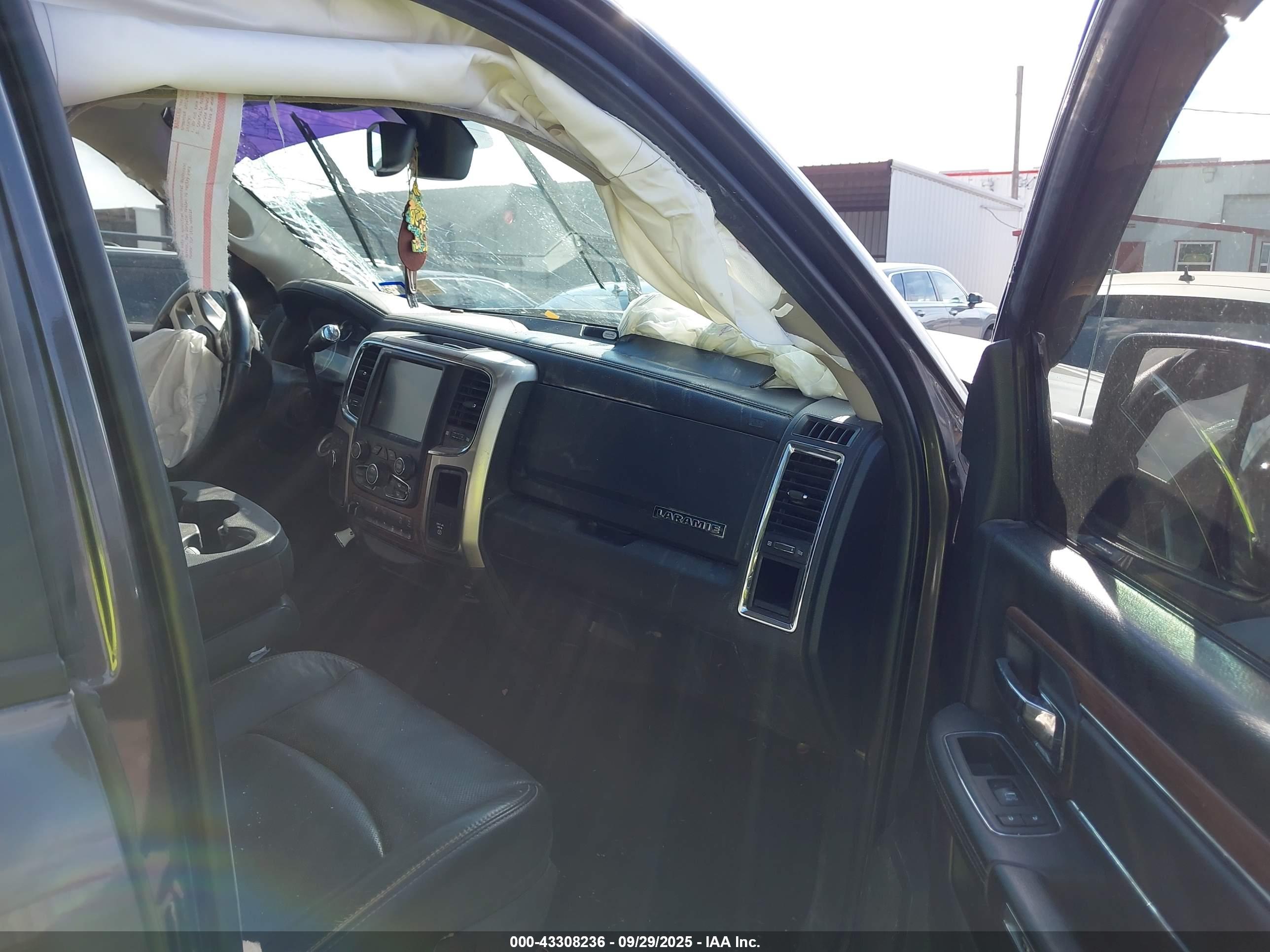 RAM 2500 image 5